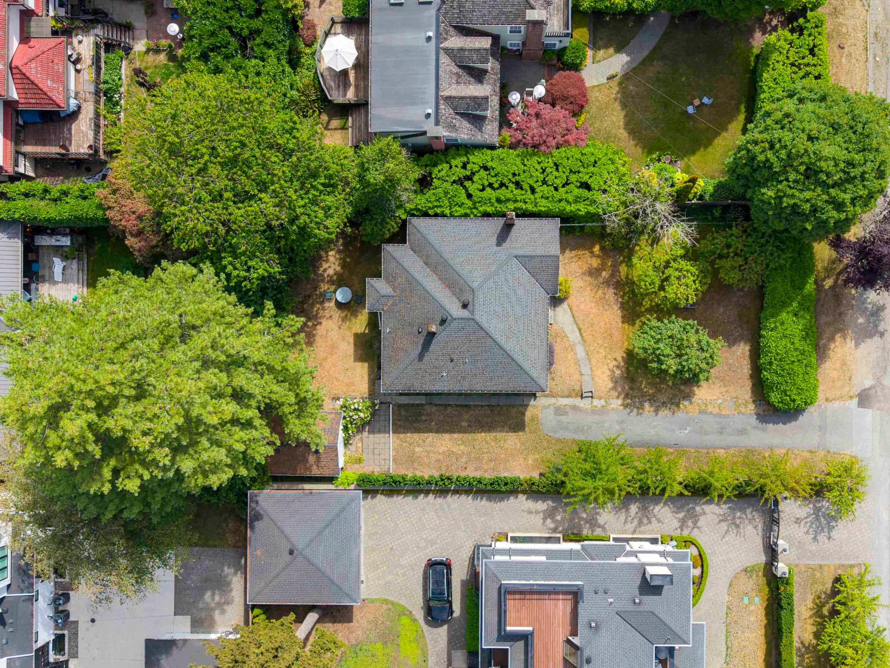 4691 5Th Avenue W, Vancouver, BC - Outdoor