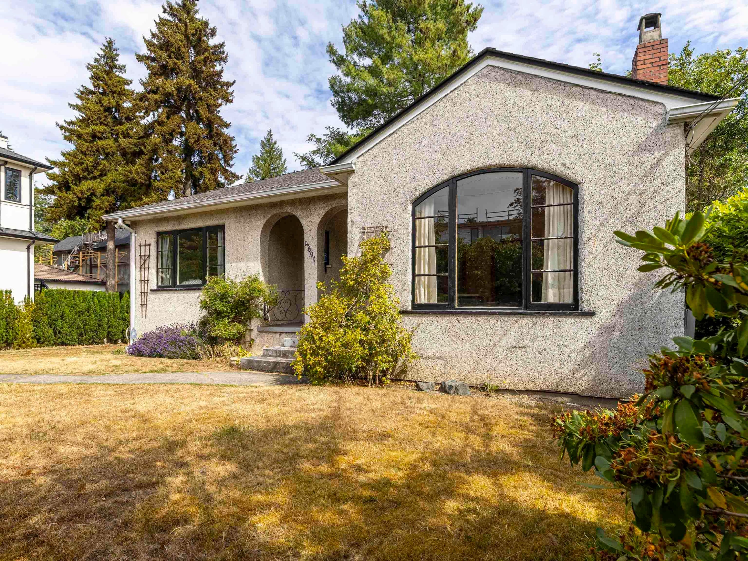 4691 5Th Avenue W, Vancouver, BC - Outdoor