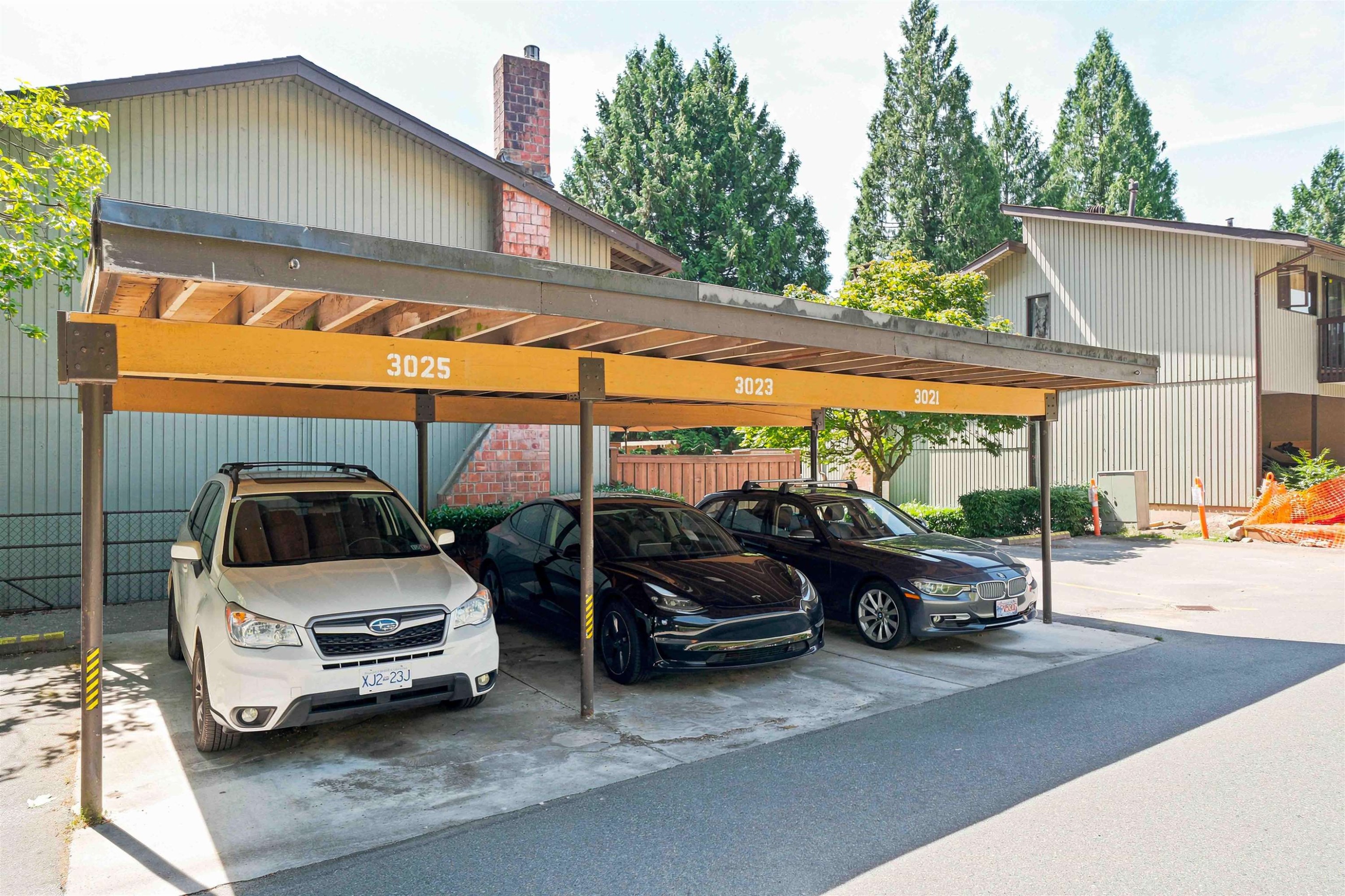 3023 Centaurus Drive, Burnaby, BC