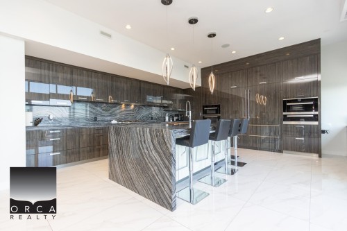 3305 Westmount Road, West Vancouver, BC - Indoor Photo Showing Kitchen