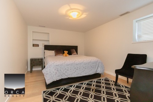 3305 Westmount Road, West Vancouver, BC - Indoor Photo Showing Bedroom