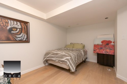 3305 Westmount Road, West Vancouver, BC - Indoor Photo Showing Bedroom