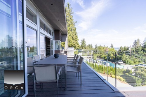 3305 Westmount Road, West Vancouver, BC - Outdoor