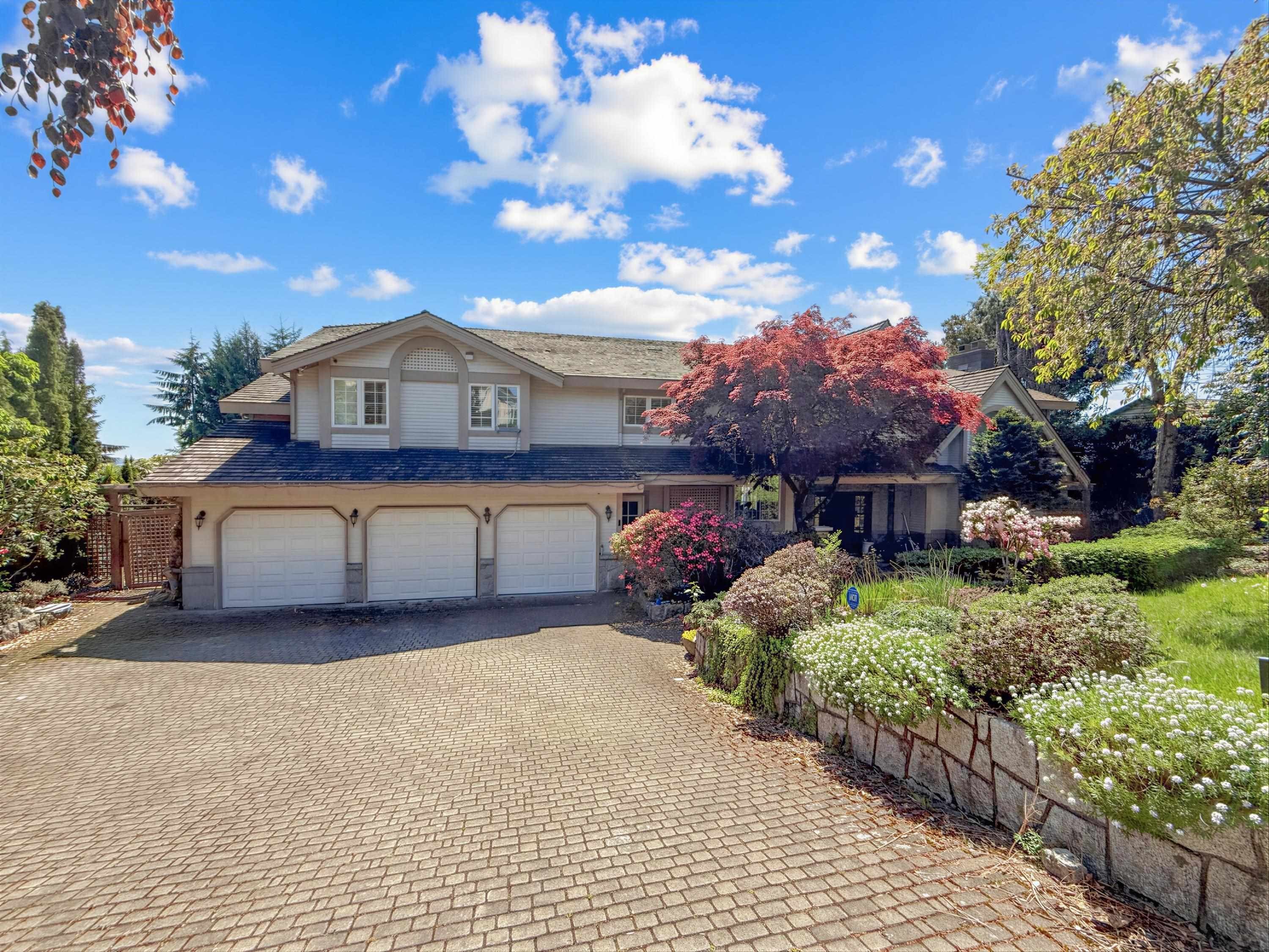 740 Knockmaroon Road, West Vancouver, BC