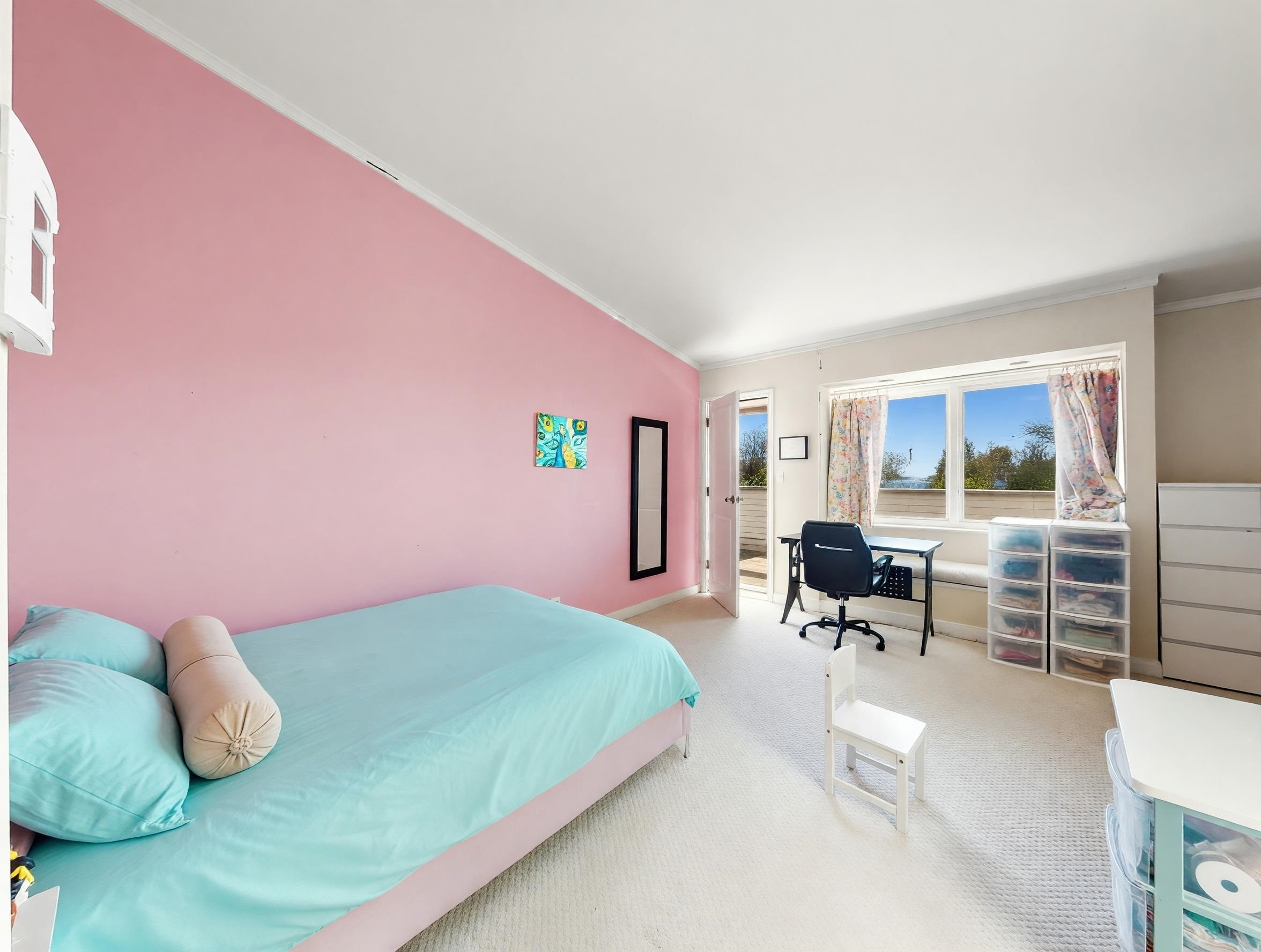 740 Knockmaroon Road, West Vancouver, BC