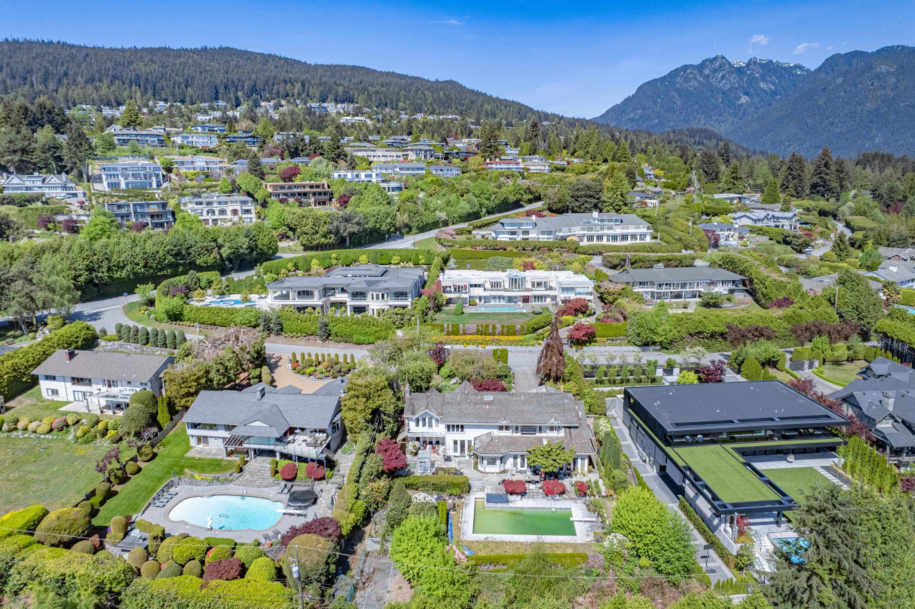 740 Knockmaroon Road, West Vancouver, BC