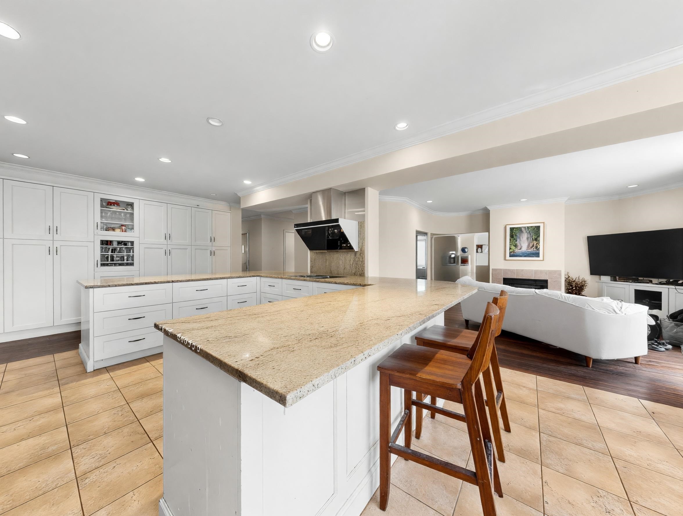 740 Knockmaroon Road, West Vancouver, BC