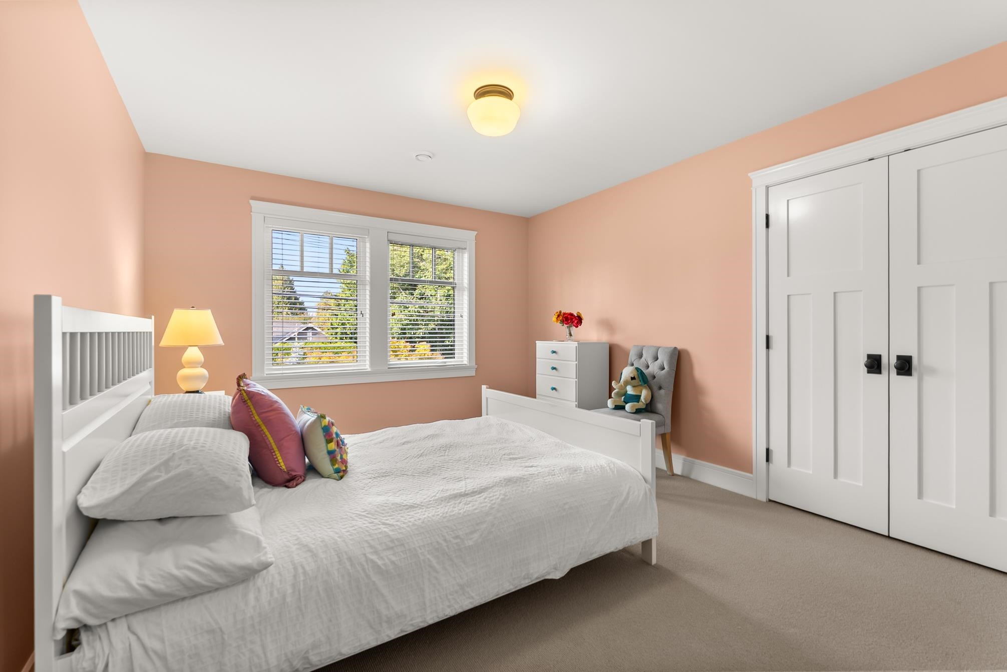 4896 12 Avenue, Delta, BC - Indoor Photo Showing Bedroom