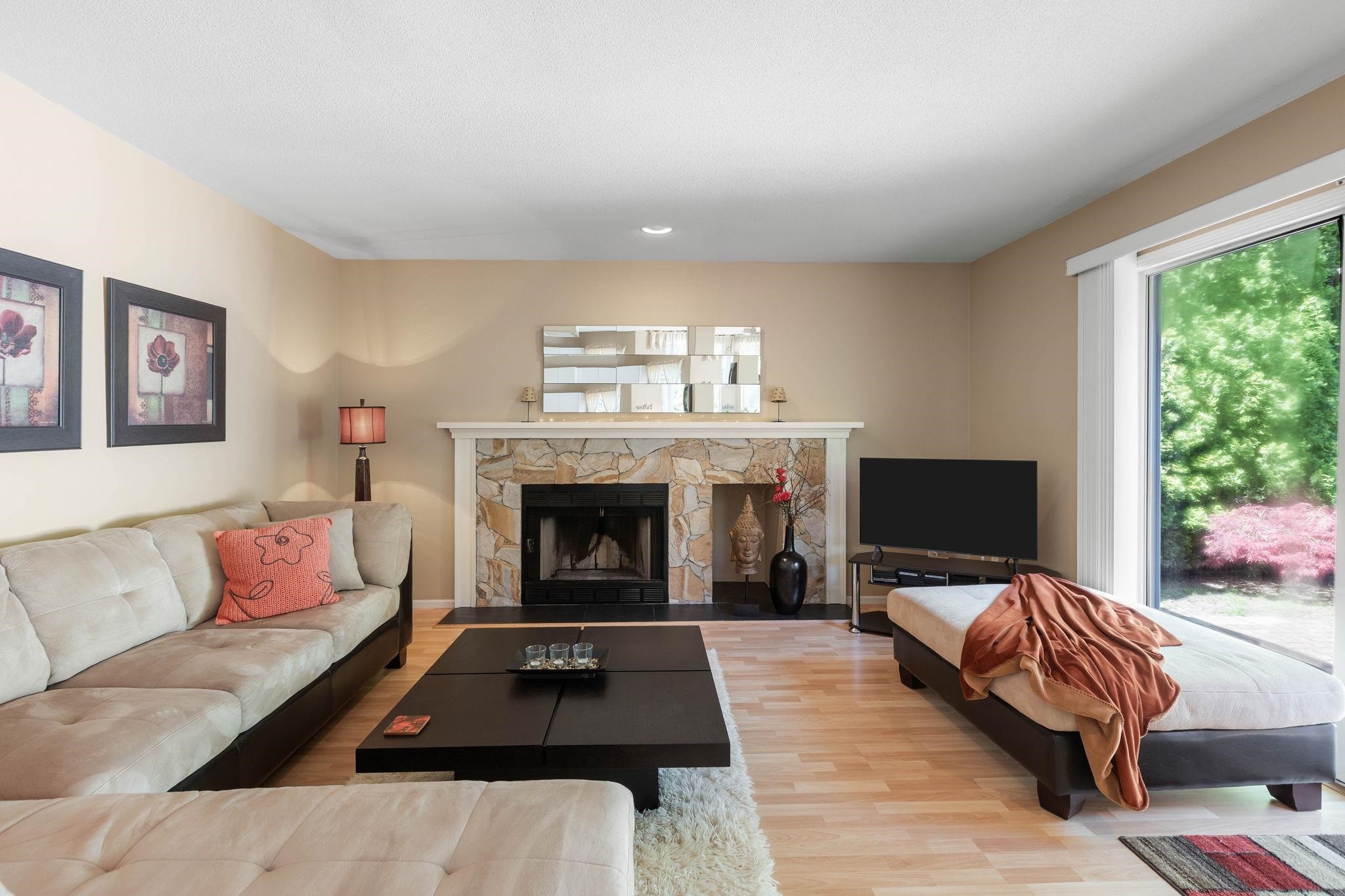 2905 Cliffrose Crescent, Coquitlam, BC - Indoor Photo Showing Living Room With Fireplace