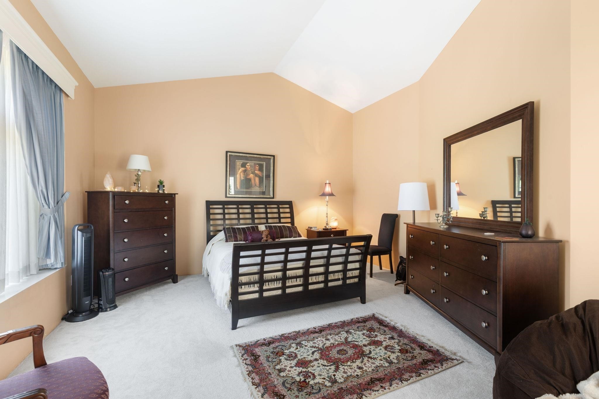 2905 Cliffrose Crescent, Coquitlam, BC - Indoor Photo Showing Bedroom