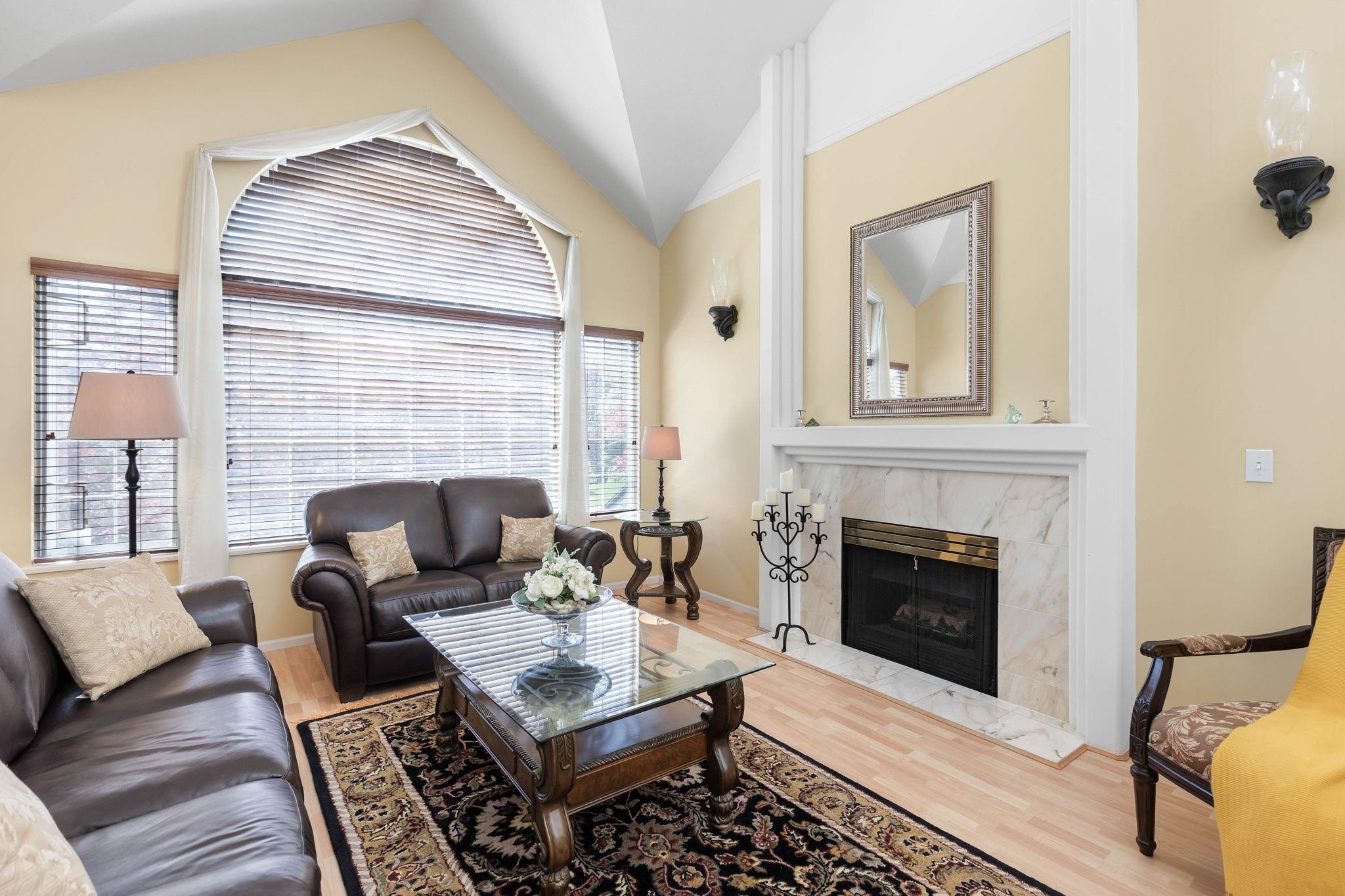2905 Cliffrose Crescent, Coquitlam, BC - Indoor Photo Showing Living Room With Fireplace