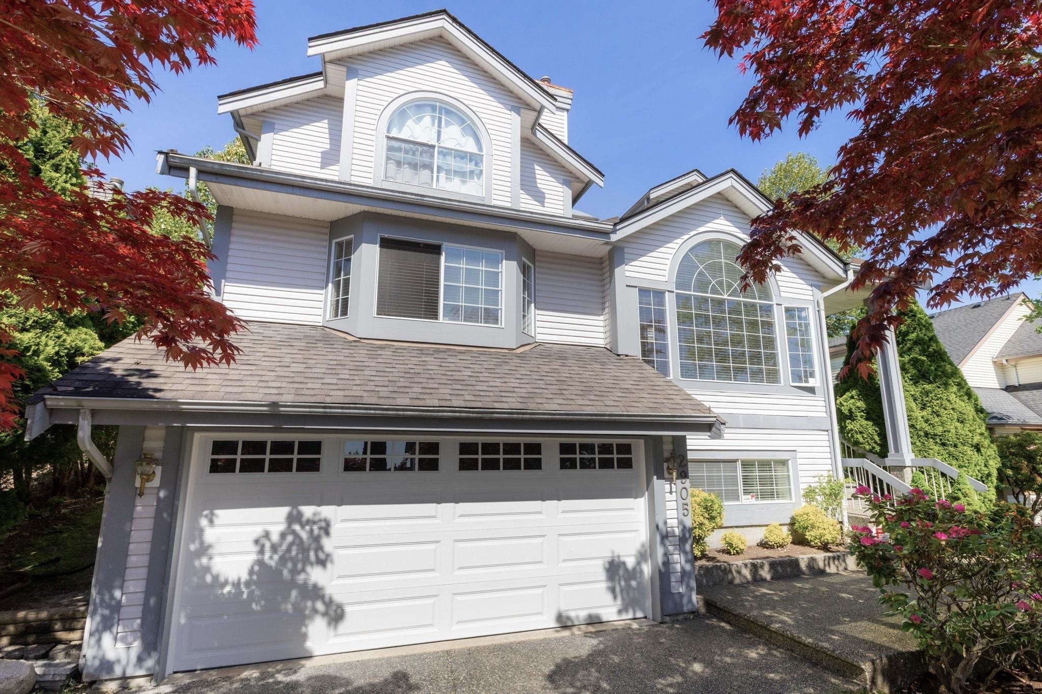 2905 Cliffrose Crescent, Coquitlam, BC - Outdoor With Facade