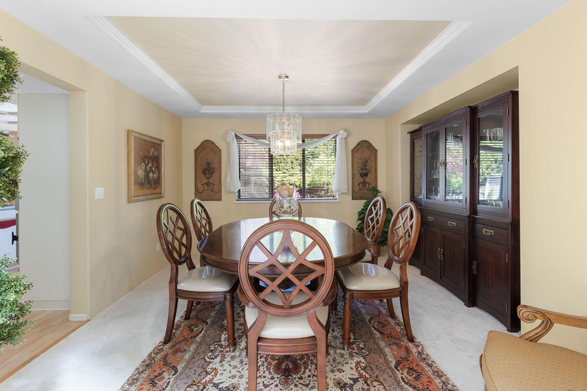 2905 Cliffrose Crescent, Coquitlam, BC - Indoor Photo Showing Dining Room