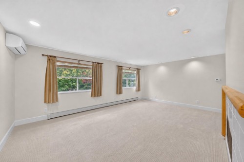 4055 31St Avenue W, Vancouver, BC - Indoor Photo Showing Other Room