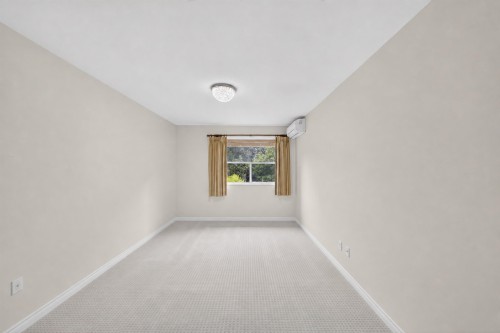 4055 31St Avenue W, Vancouver, BC - Indoor Photo Showing Other Room