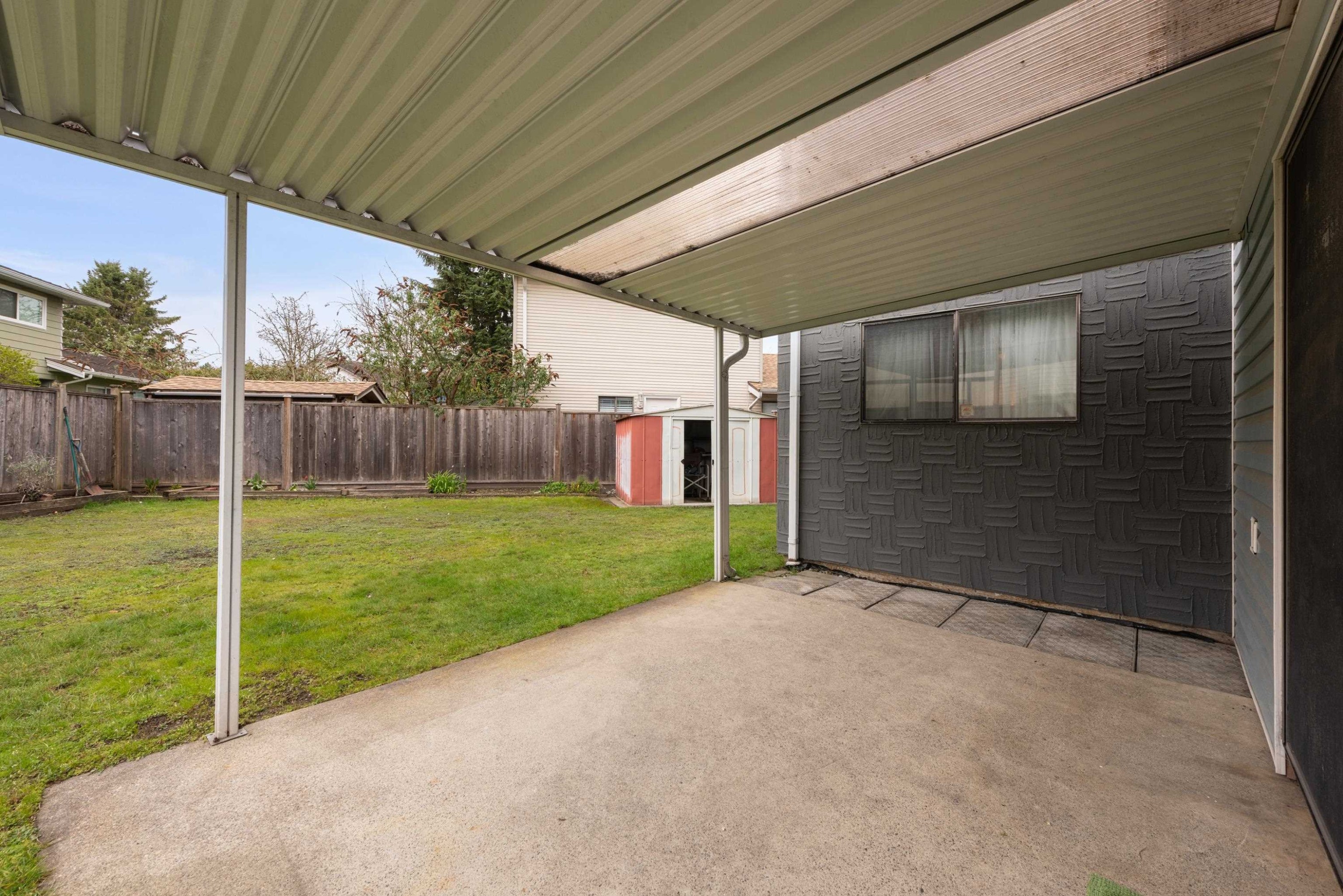 9241 Kingsley Court, Richmond, BC - Outdoor