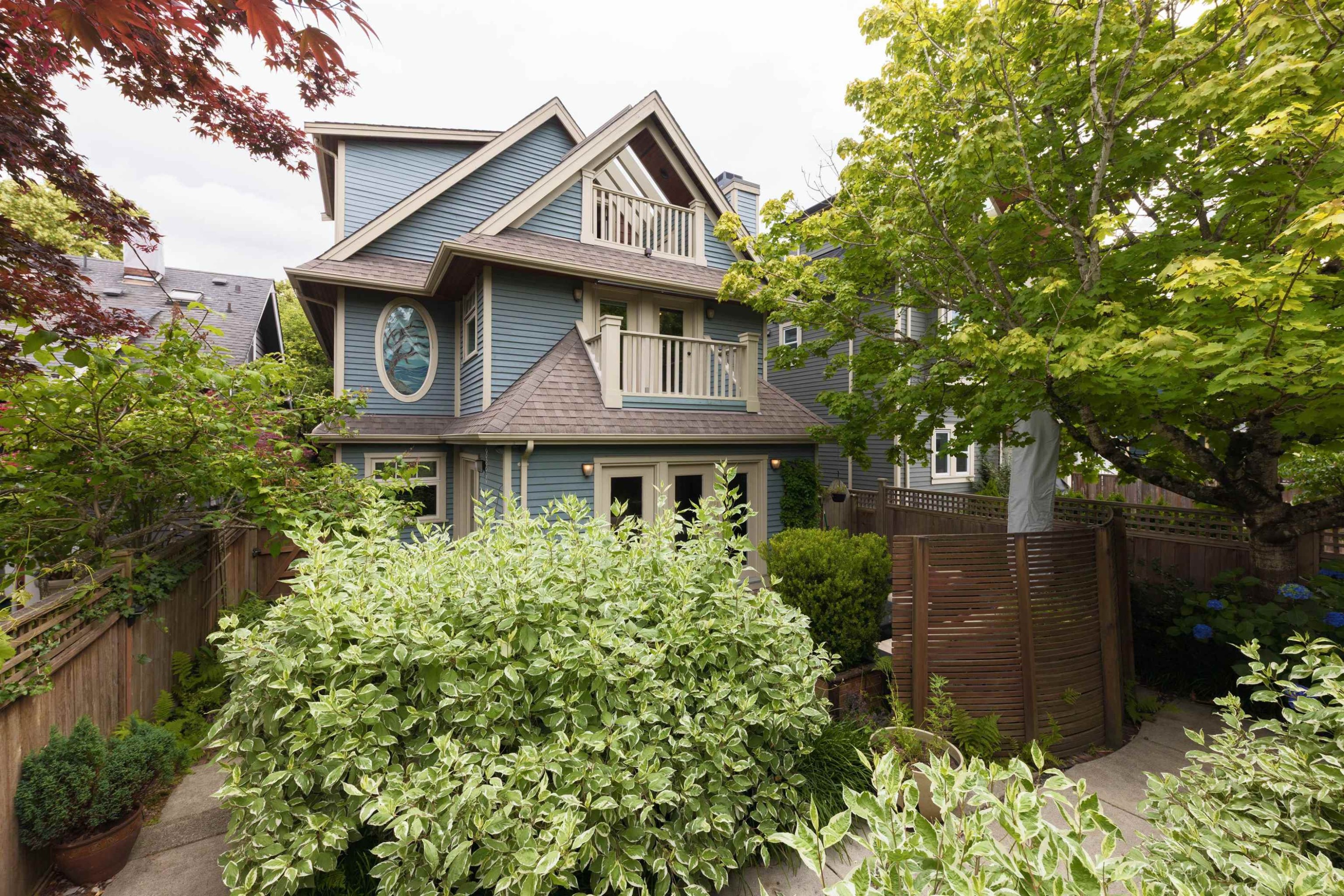850 10Th Avenue E, Vancouver, BC