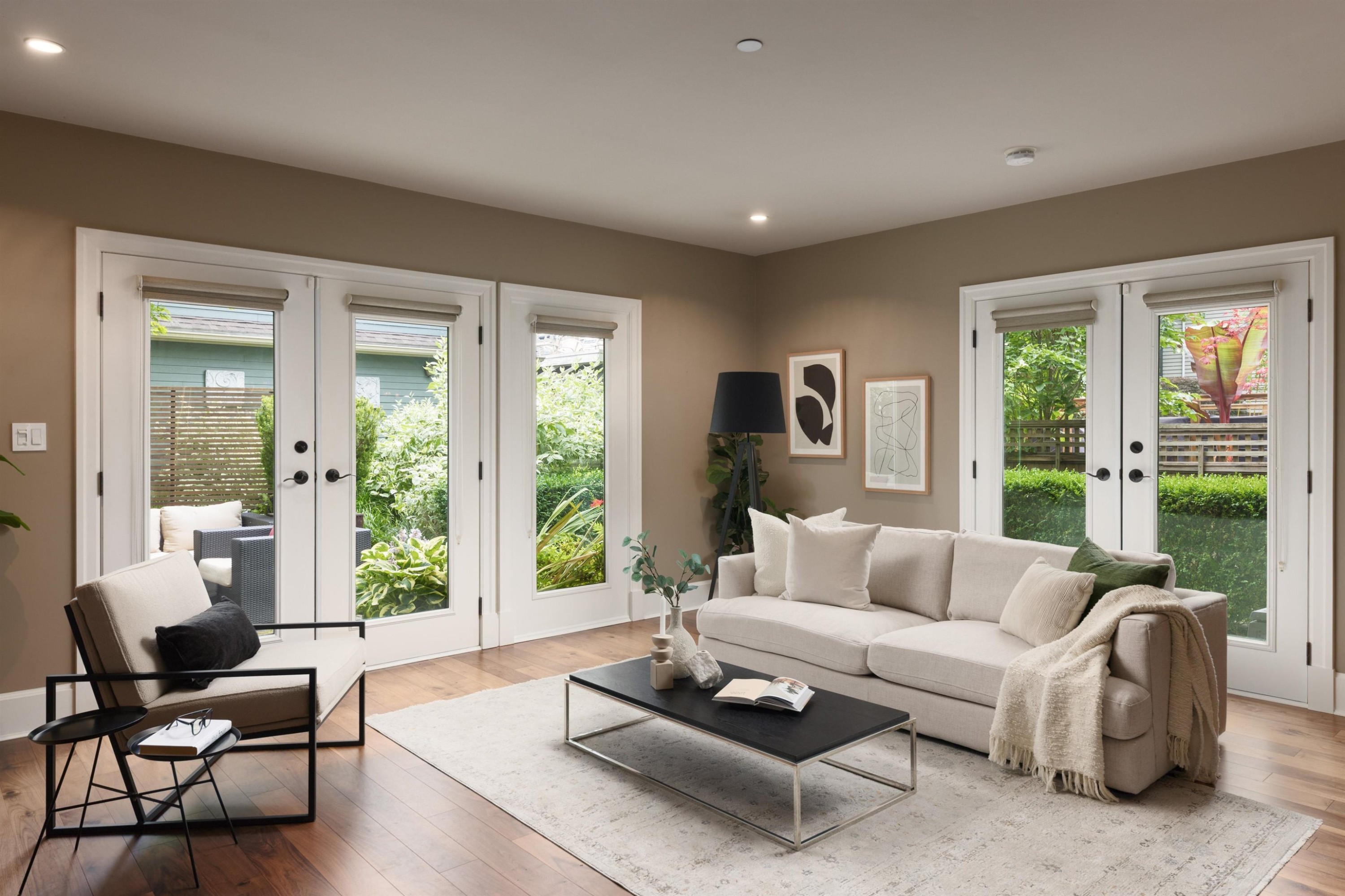 850 10Th Avenue E, Vancouver, BC