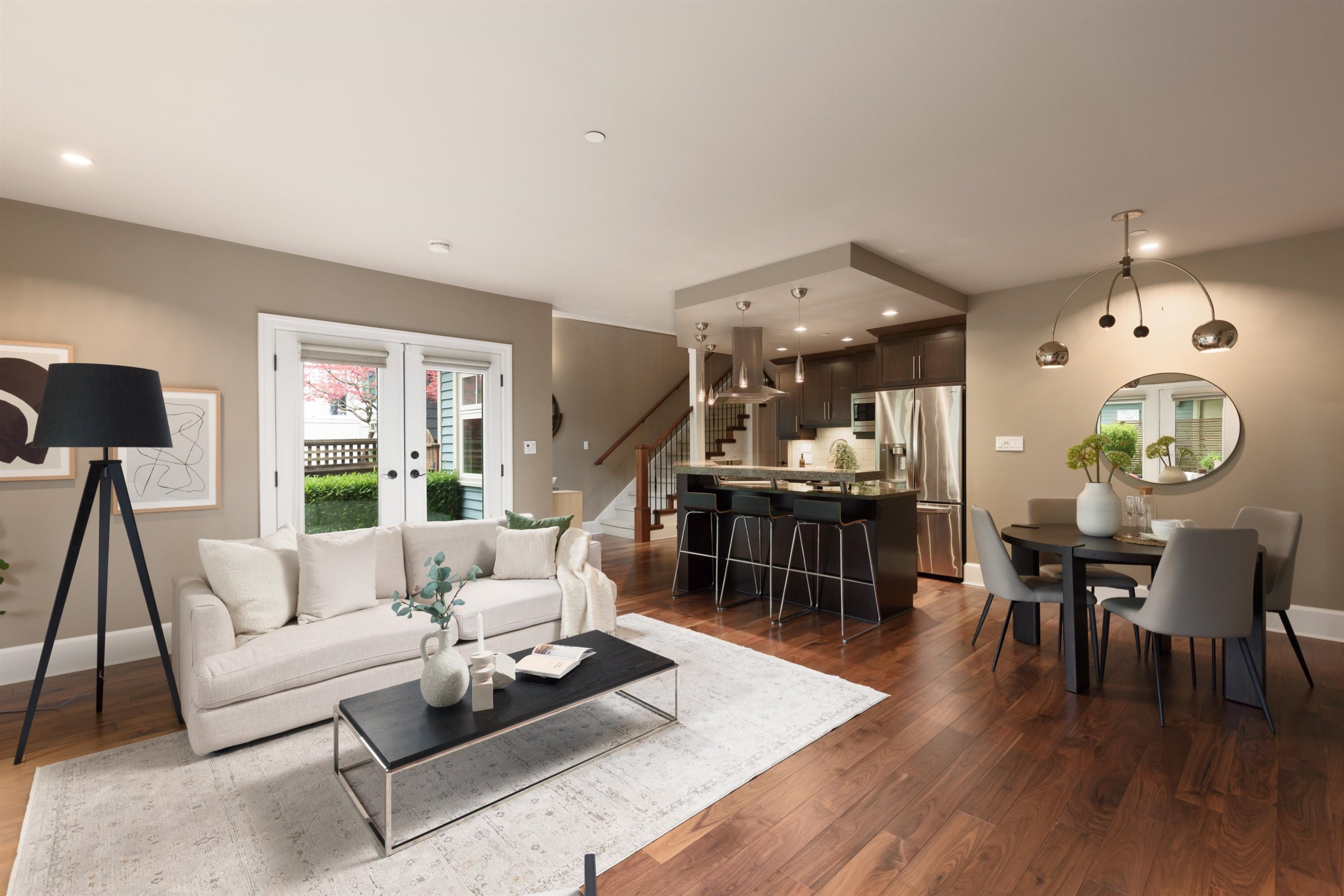 850 10Th Avenue E, Vancouver, BC