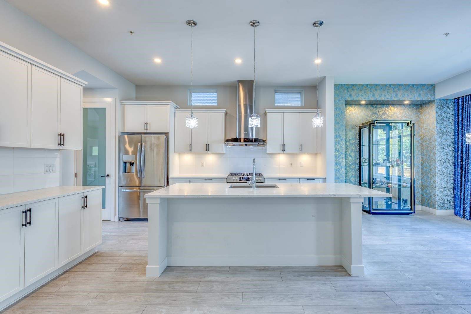 23191 112B Avenue, Maple Ridge, BC - Indoor Photo Showing Kitchen With Upgraded Kitchen