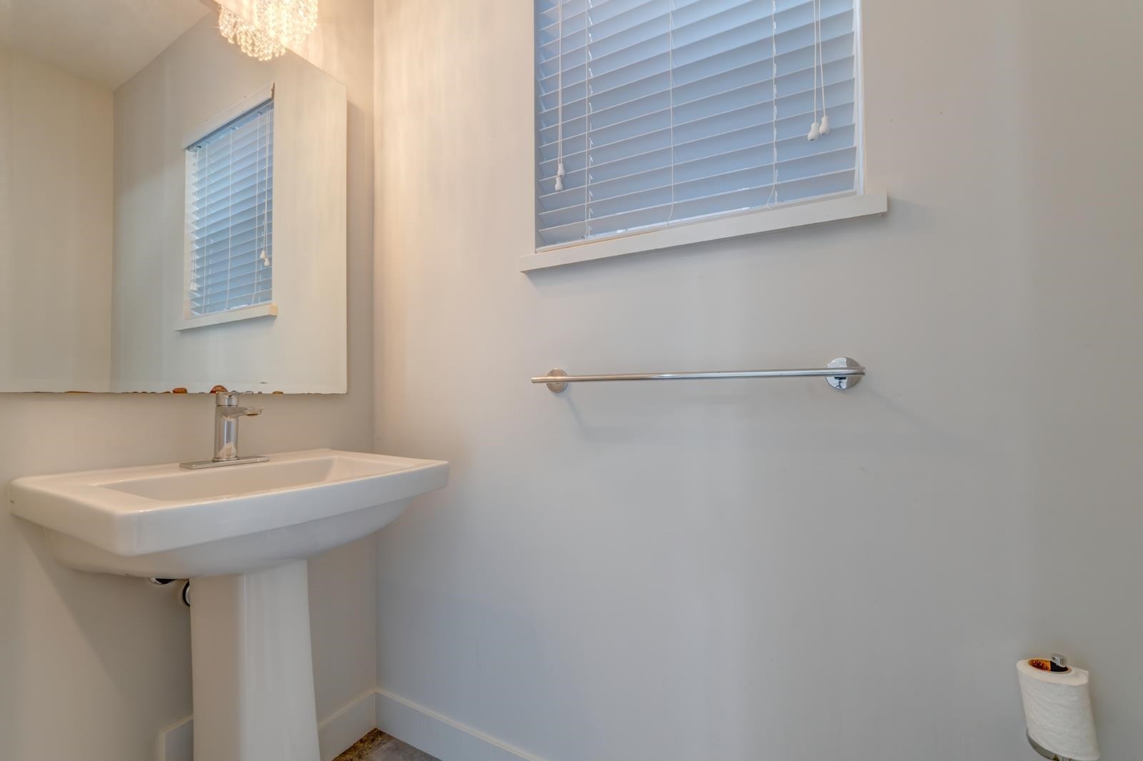 23191 112B Avenue, Maple Ridge, BC - Indoor Photo Showing Bathroom