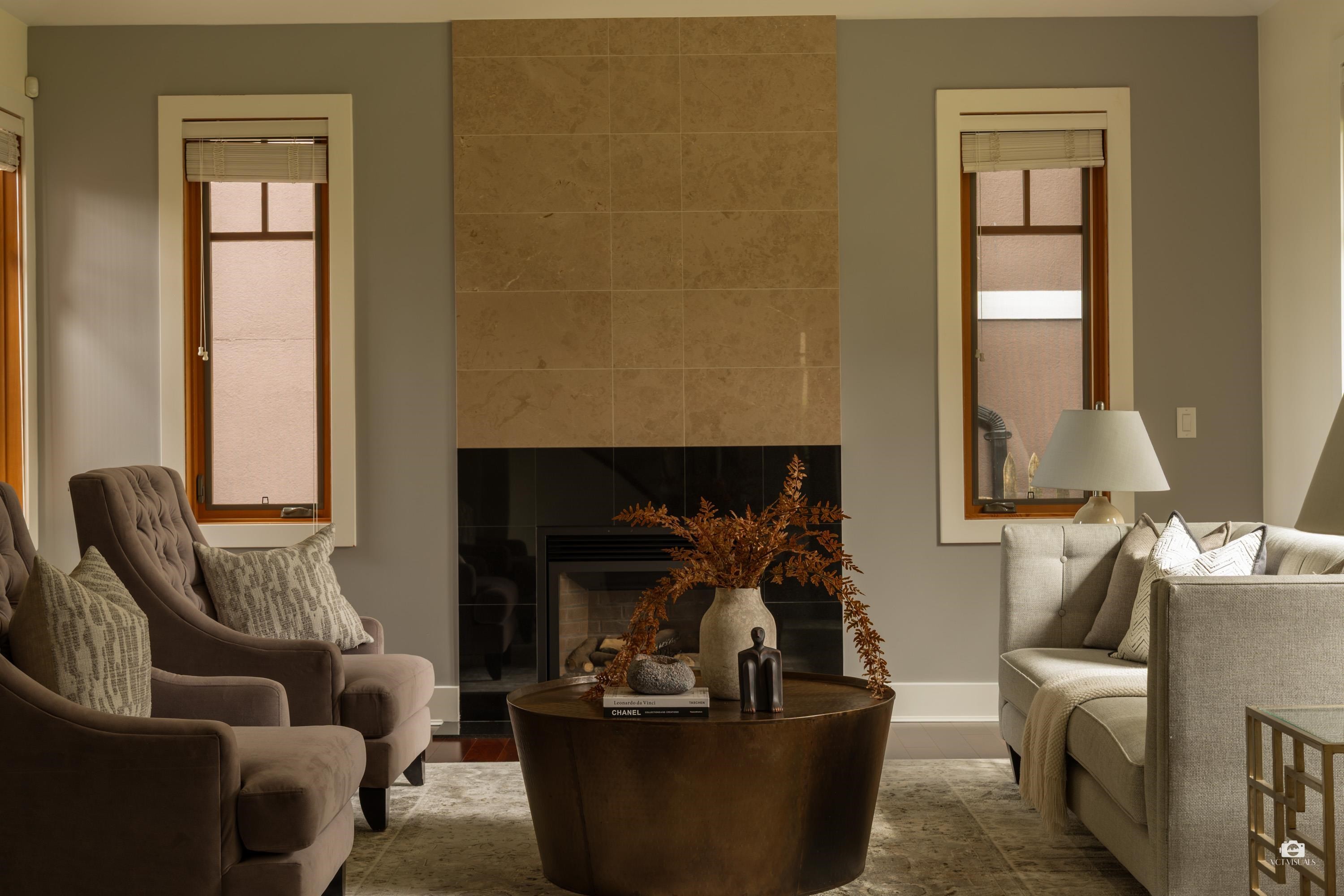 3936 Quesnel Drive, Vancouver, BC - Indoor Photo Showing Living Room With Fireplace