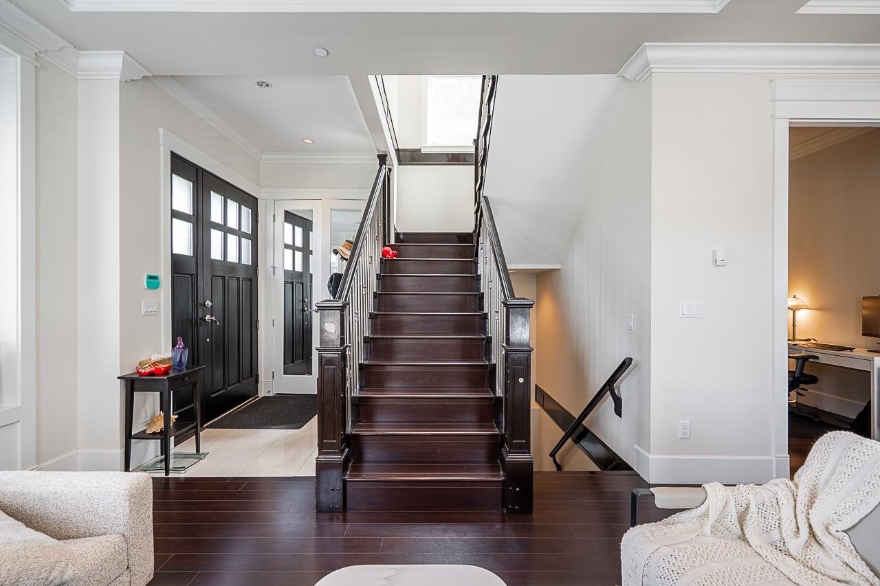 1606 29Th Avenue E, Vancouver, BC - Indoor