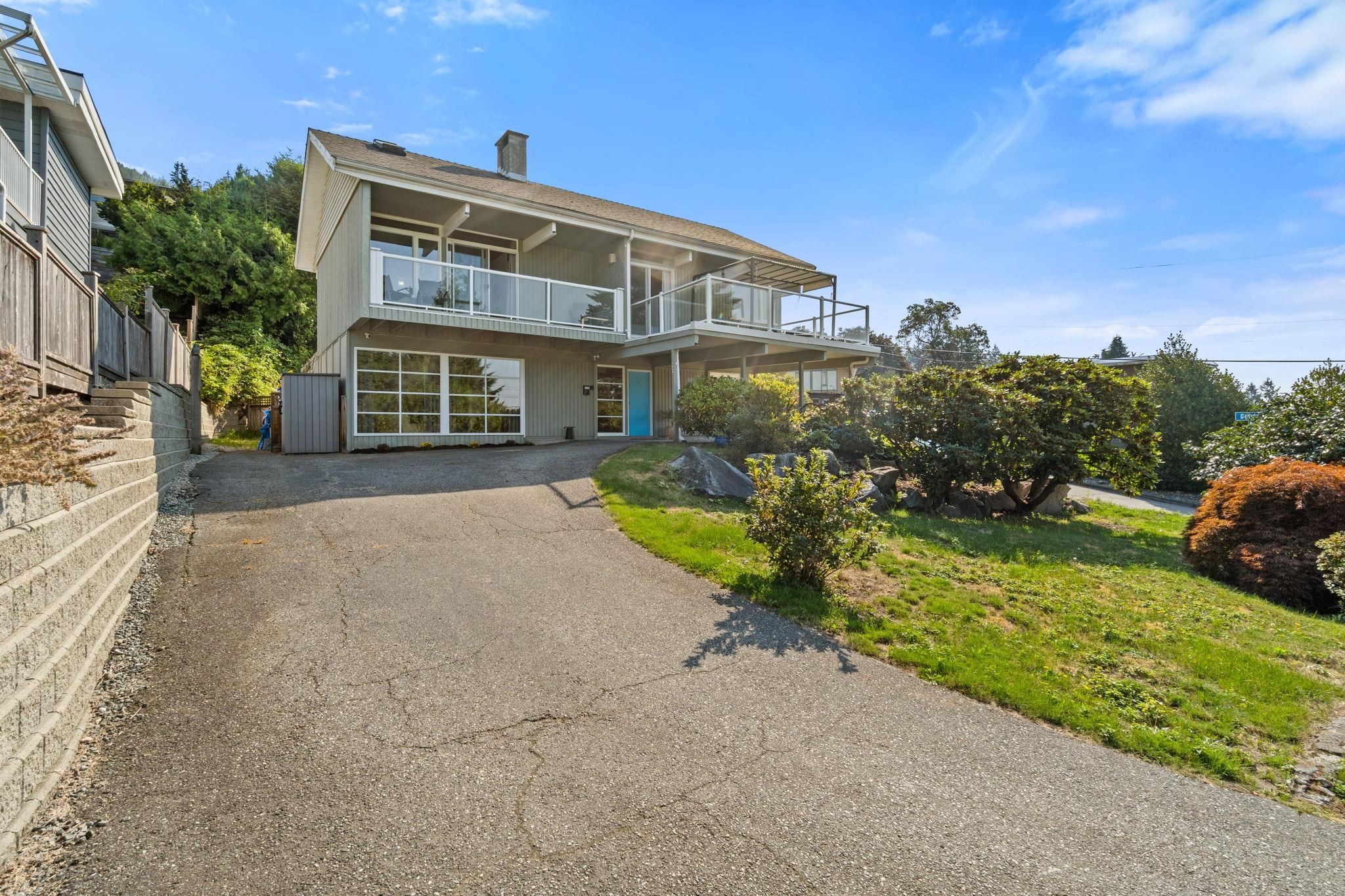 442 Monteray Avenue, North Vancouver, BC - Outdoor
