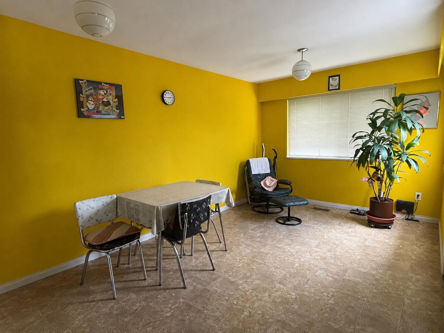 6300 Constable Drive, Richmond, BC - Indoor