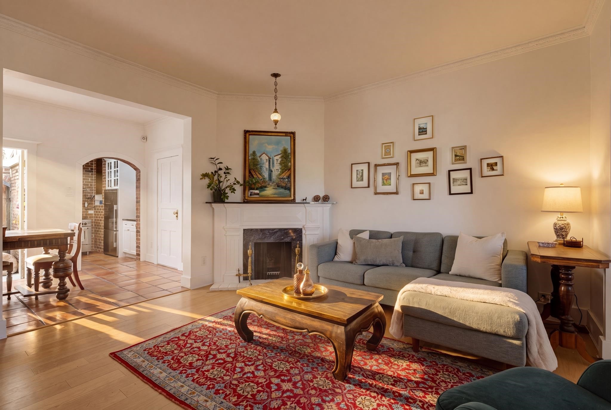 2636 Hemlock Street, Vancouver, BC - Indoor Photo Showing Living Room