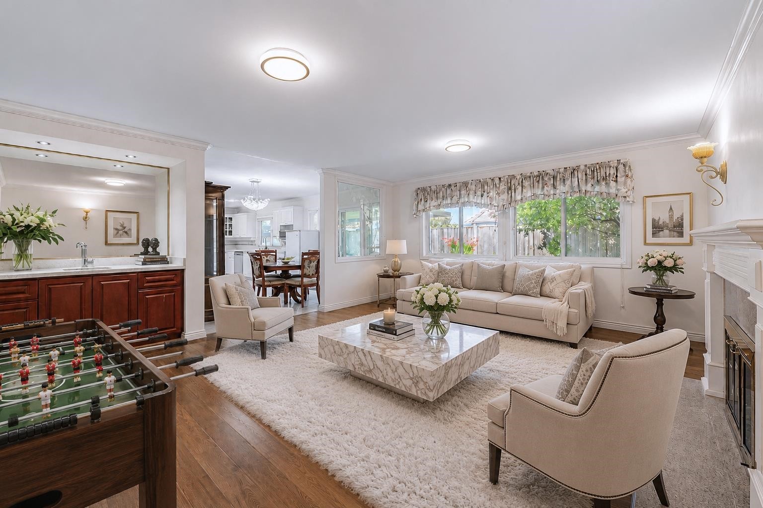 8511 Littlemore Place, Richmond, BC - Indoor Photo Showing Living Room