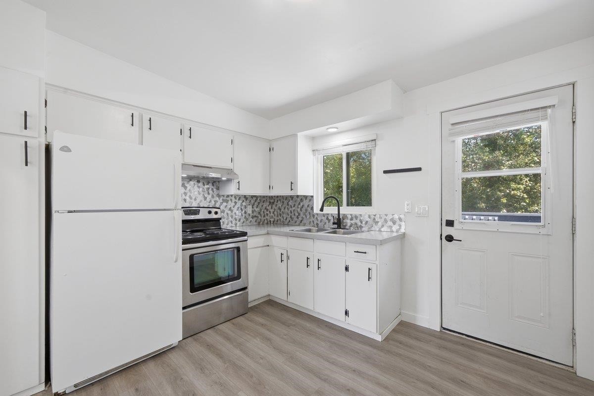 3654 St. Thomas Street, Port Coquitlam, BC