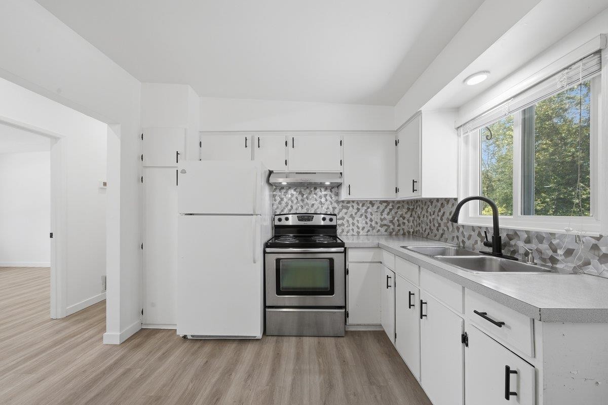 3654 St. Thomas Street, Port Coquitlam, BC