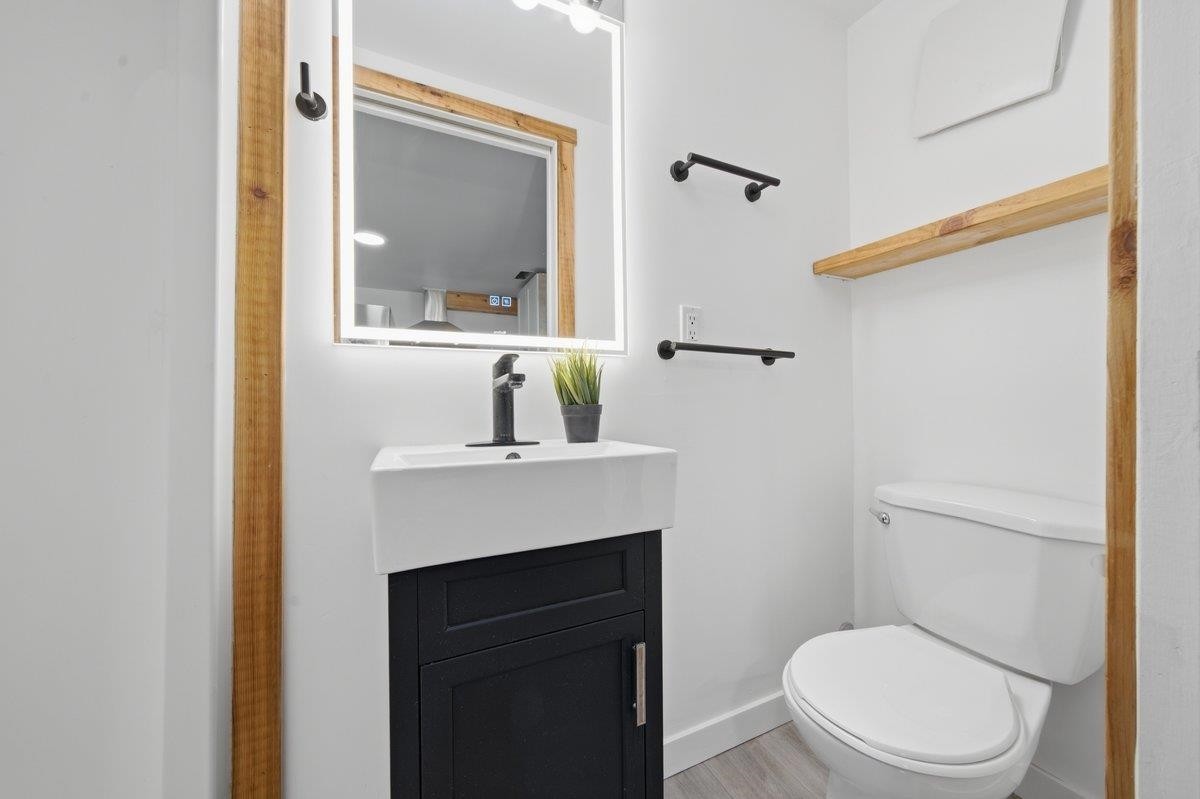 3654 St. Thomas Street, Port Coquitlam, BC