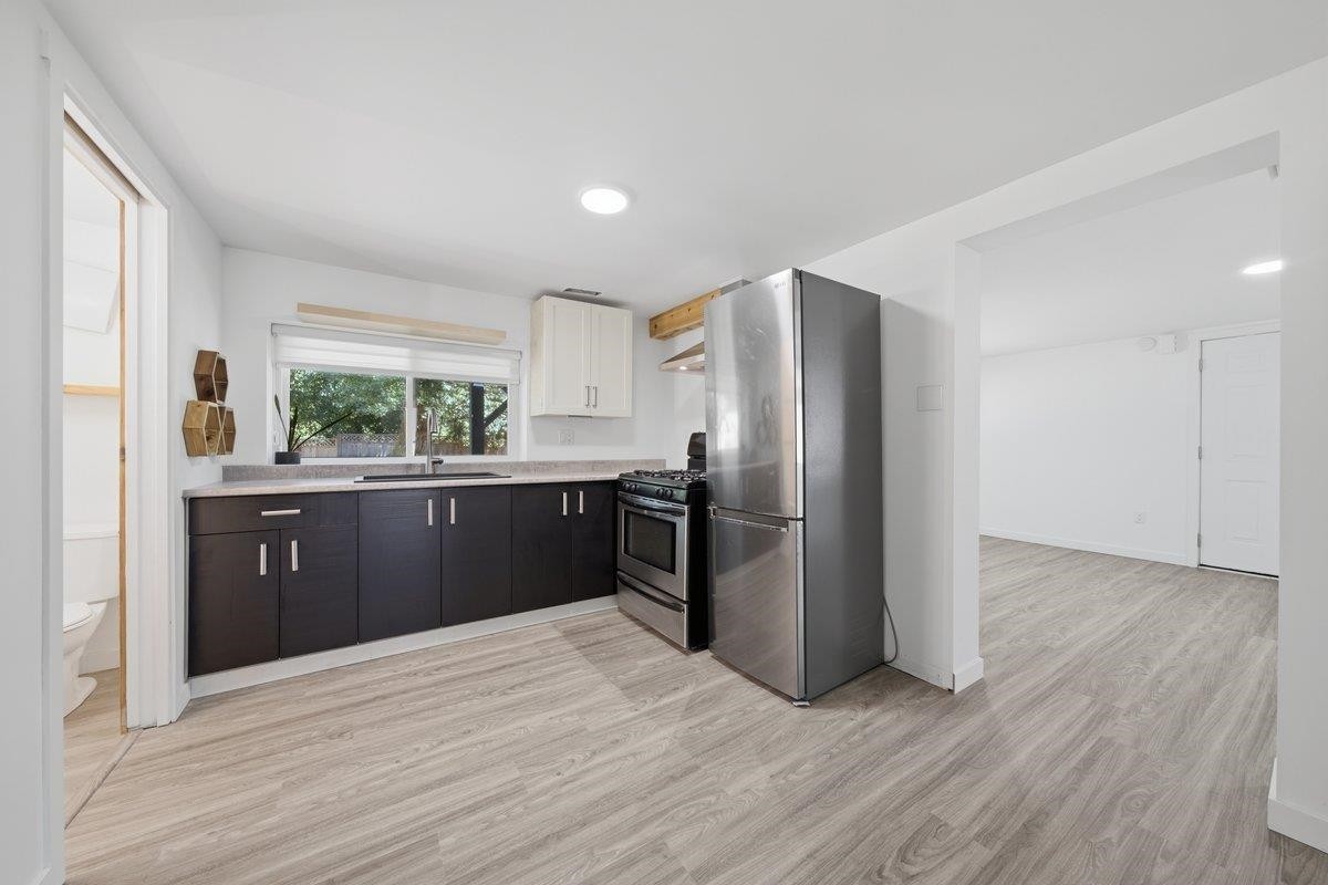 3654 St. Thomas Street, Port Coquitlam, BC