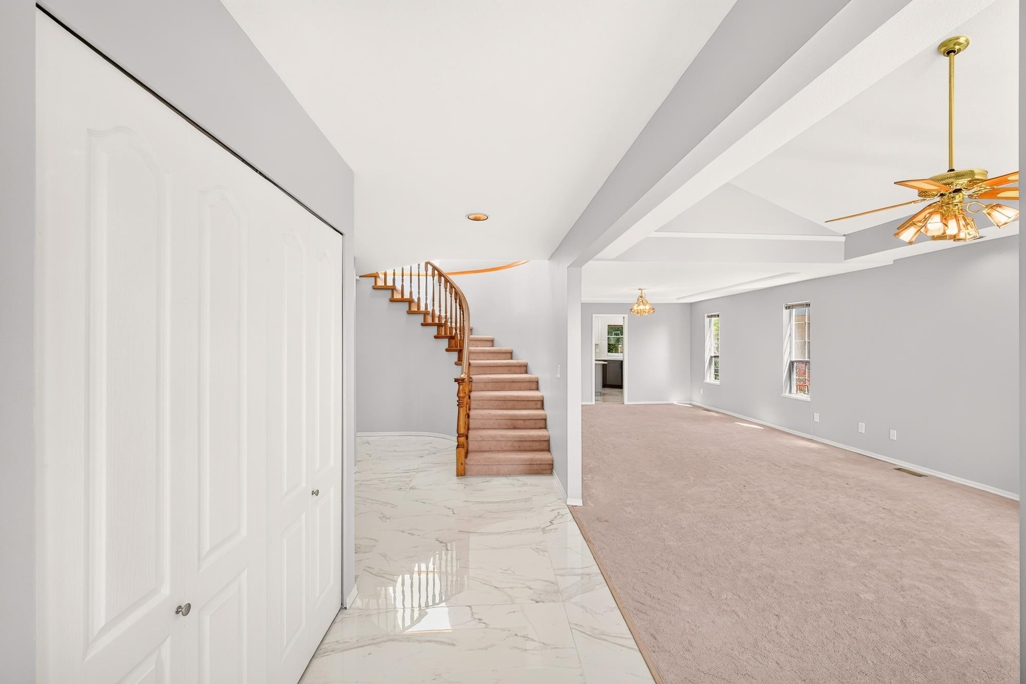 1237 Durant Drive, Coquitlam, BC - Indoor Photo Showing Other Room