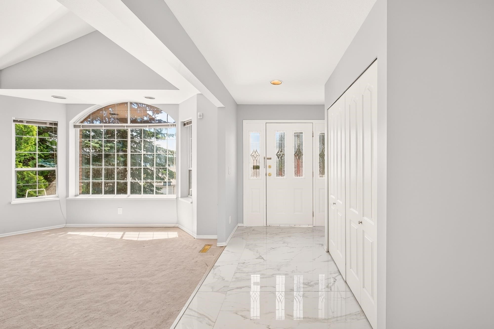 1237 Durant Drive, Coquitlam, BC - Indoor Photo Showing Other Room