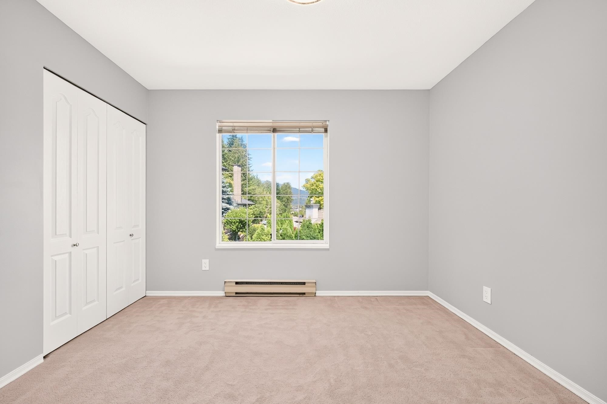 1237 Durant Drive, Coquitlam, BC - Indoor Photo Showing Other Room