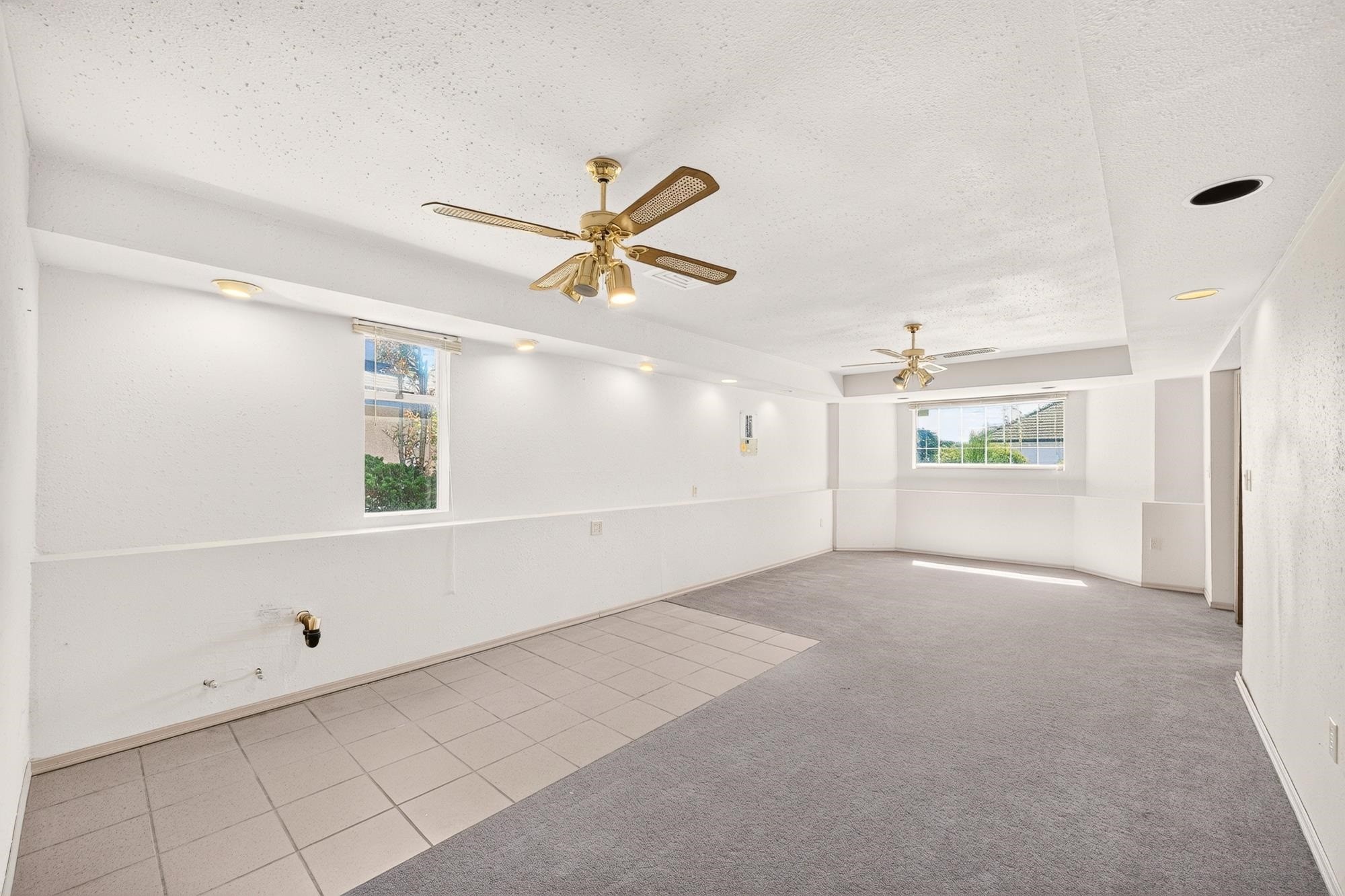 1237 Durant Drive, Coquitlam, BC - Indoor Photo Showing Other Room