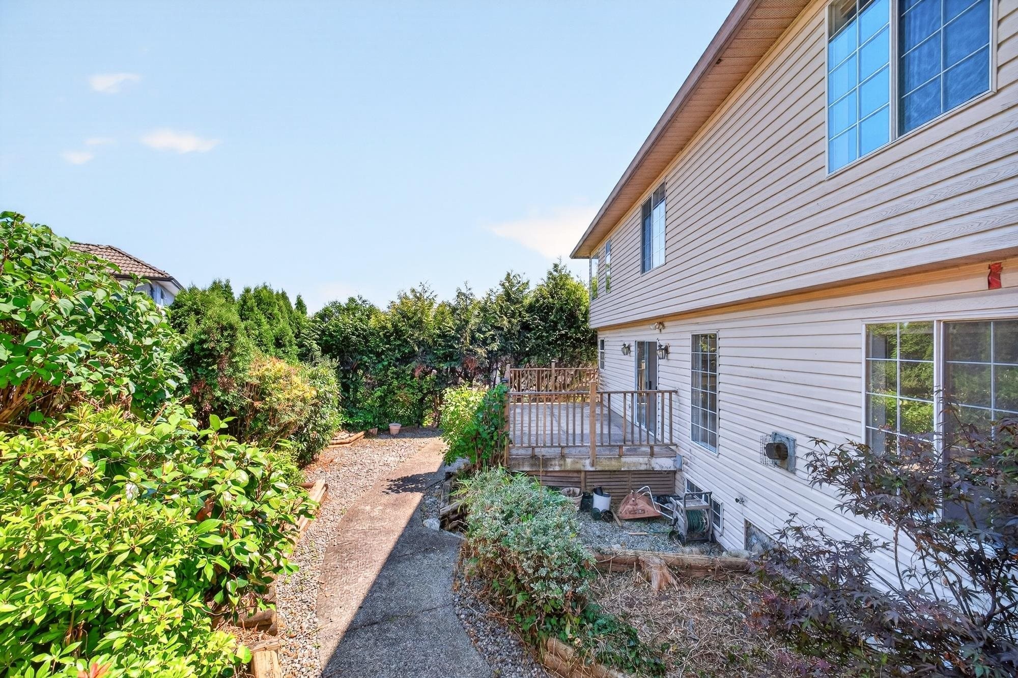1237 Durant Drive, Coquitlam, BC - Outdoor