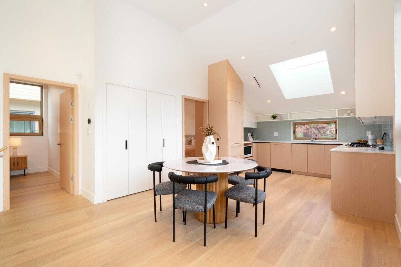 3122 11Th Avenue W, Vancouver, BC - Indoor Photo Showing Dining Room