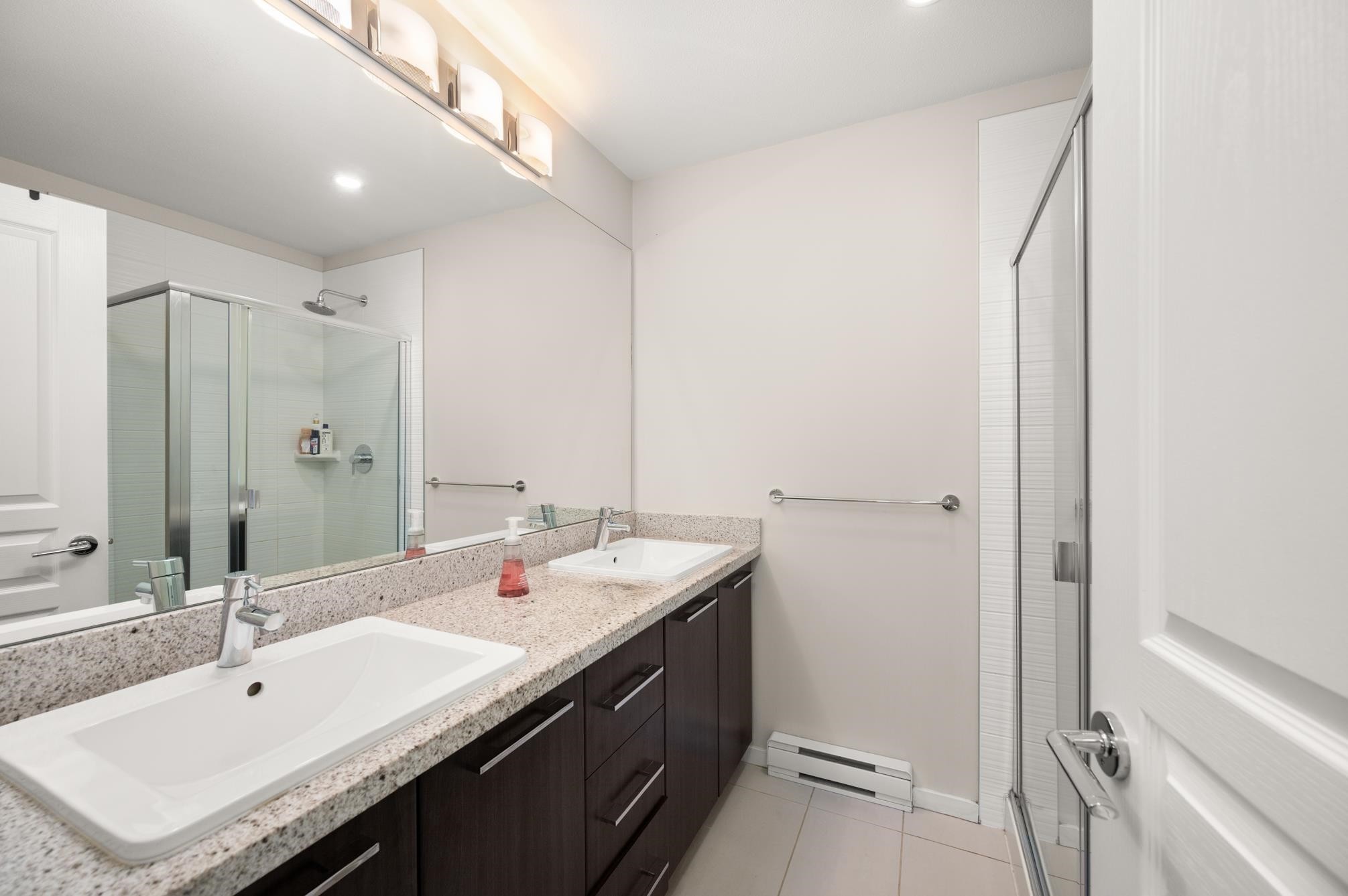 27-1338 Hames Crescent, Coquitlam, BC - Indoor Photo Showing Bathroom