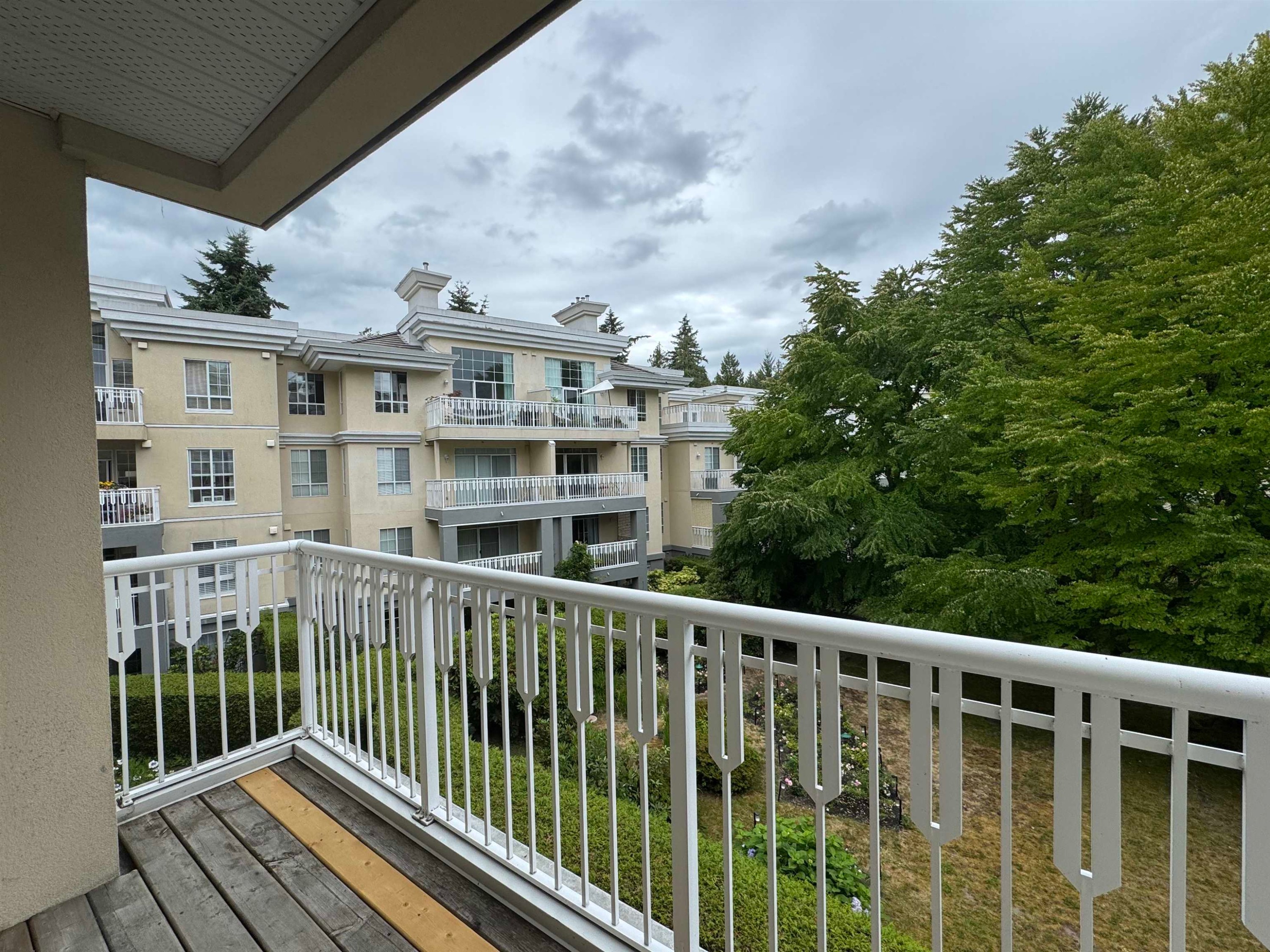 308-5835 Hampton Place E, Vancouver, BC - Outdoor With Balcony With Exterior