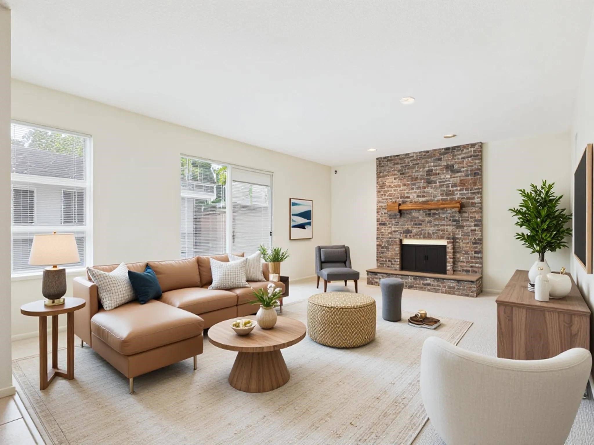 2718 Oliver Crescent, Vancouver, BC - Indoor Photo Showing Living Room With Fireplace