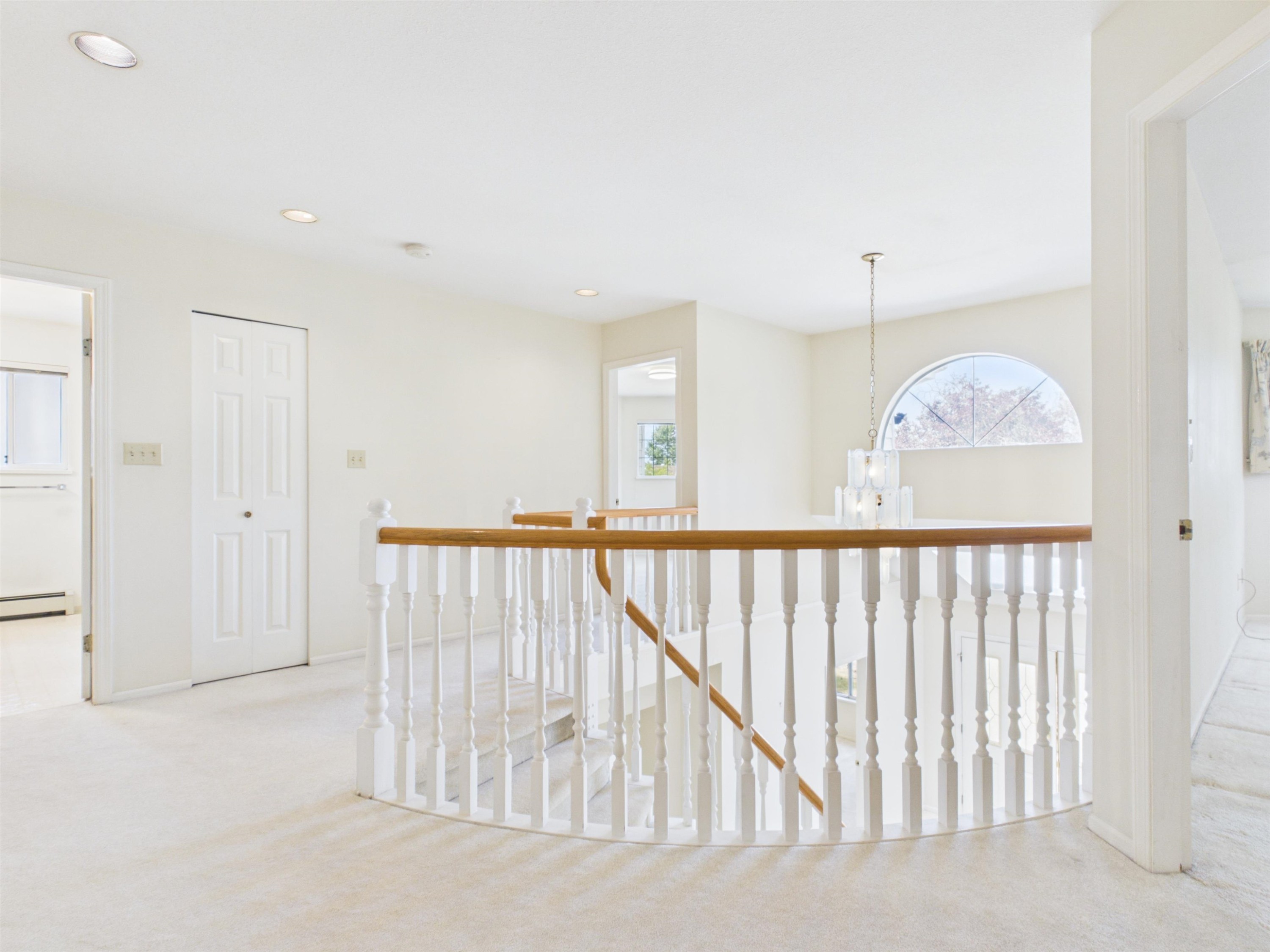 2718 Oliver Crescent, Vancouver, BC - Indoor Photo Showing Other Room