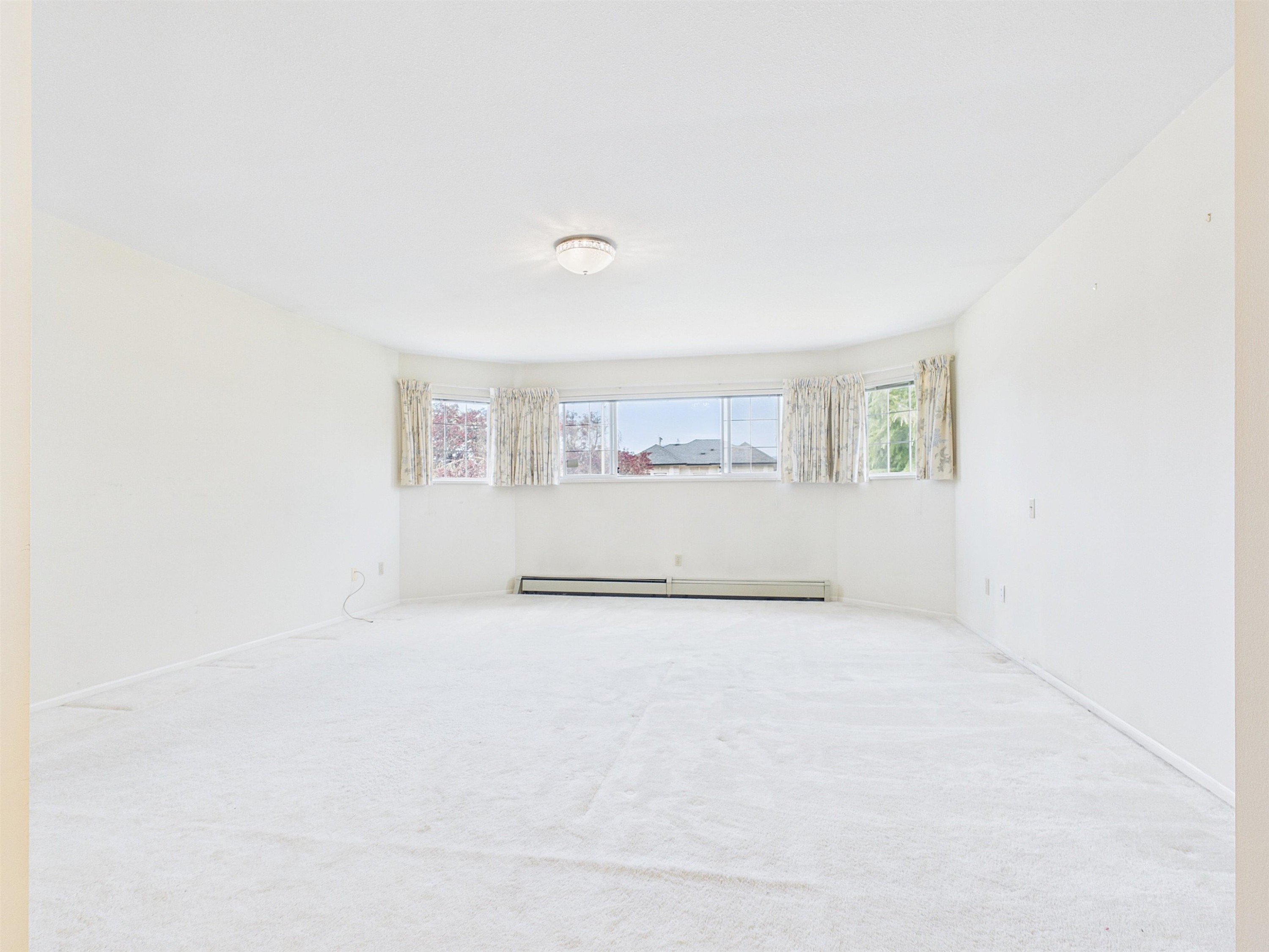 2718 Oliver Crescent, Vancouver, BC -