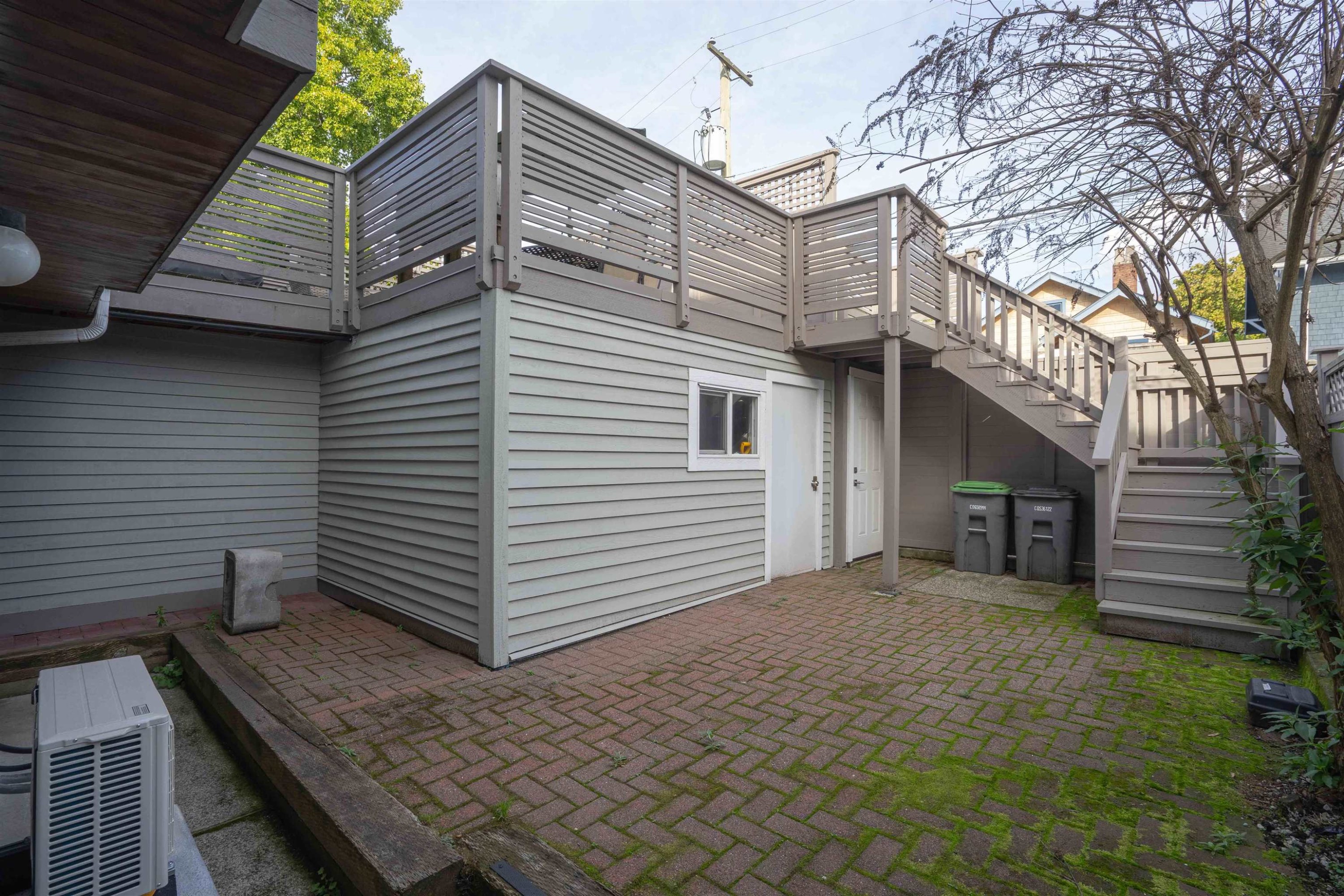 1346 Laburnum Street, Vancouver, BC - Outdoor