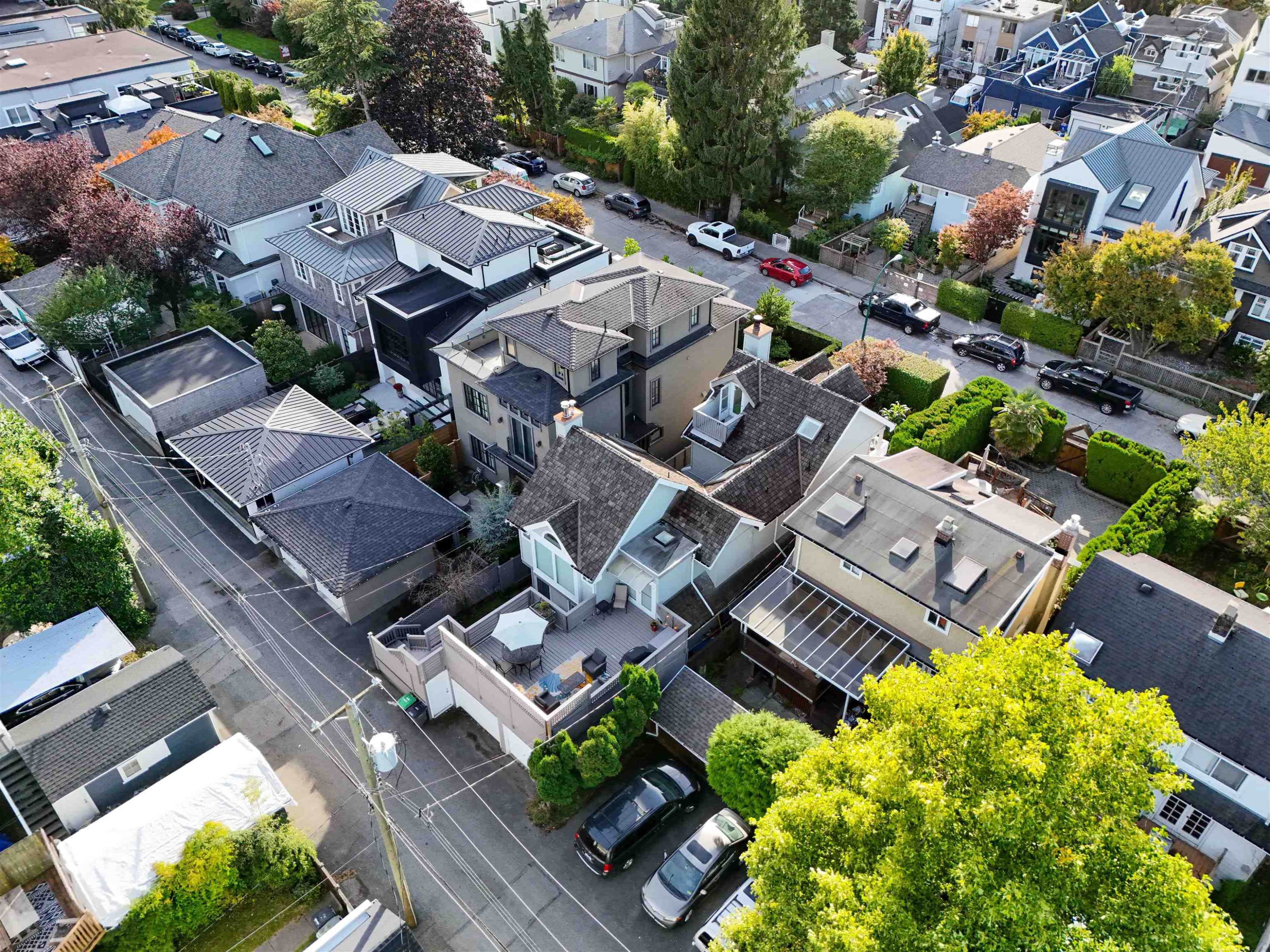 1346 Laburnum Street, Vancouver, BC - Outdoor
