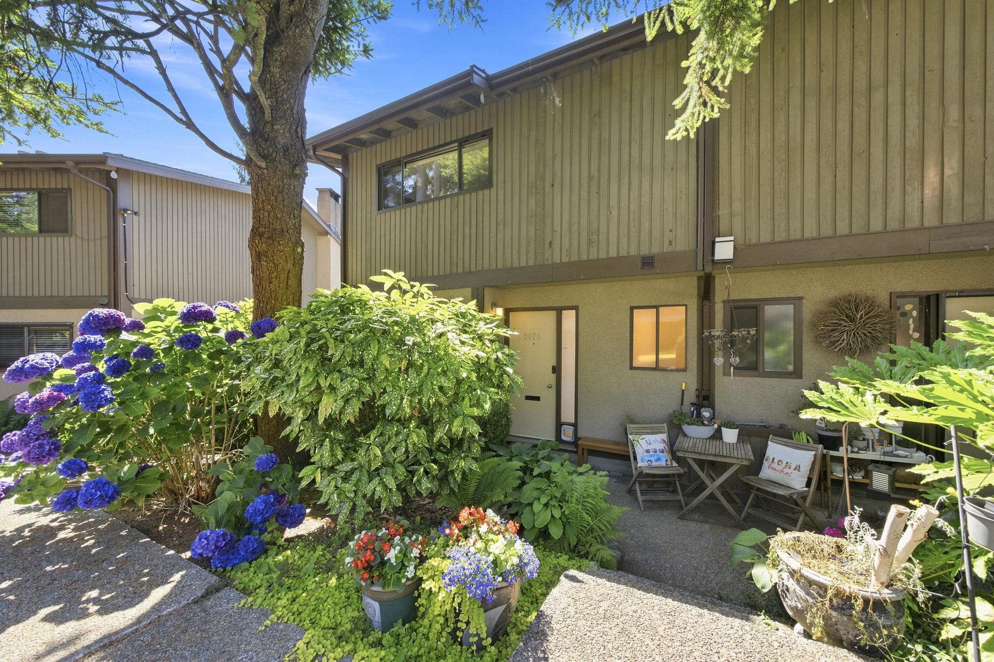 1079 Lillooet Road, North Vancouver, BC - Outdoor