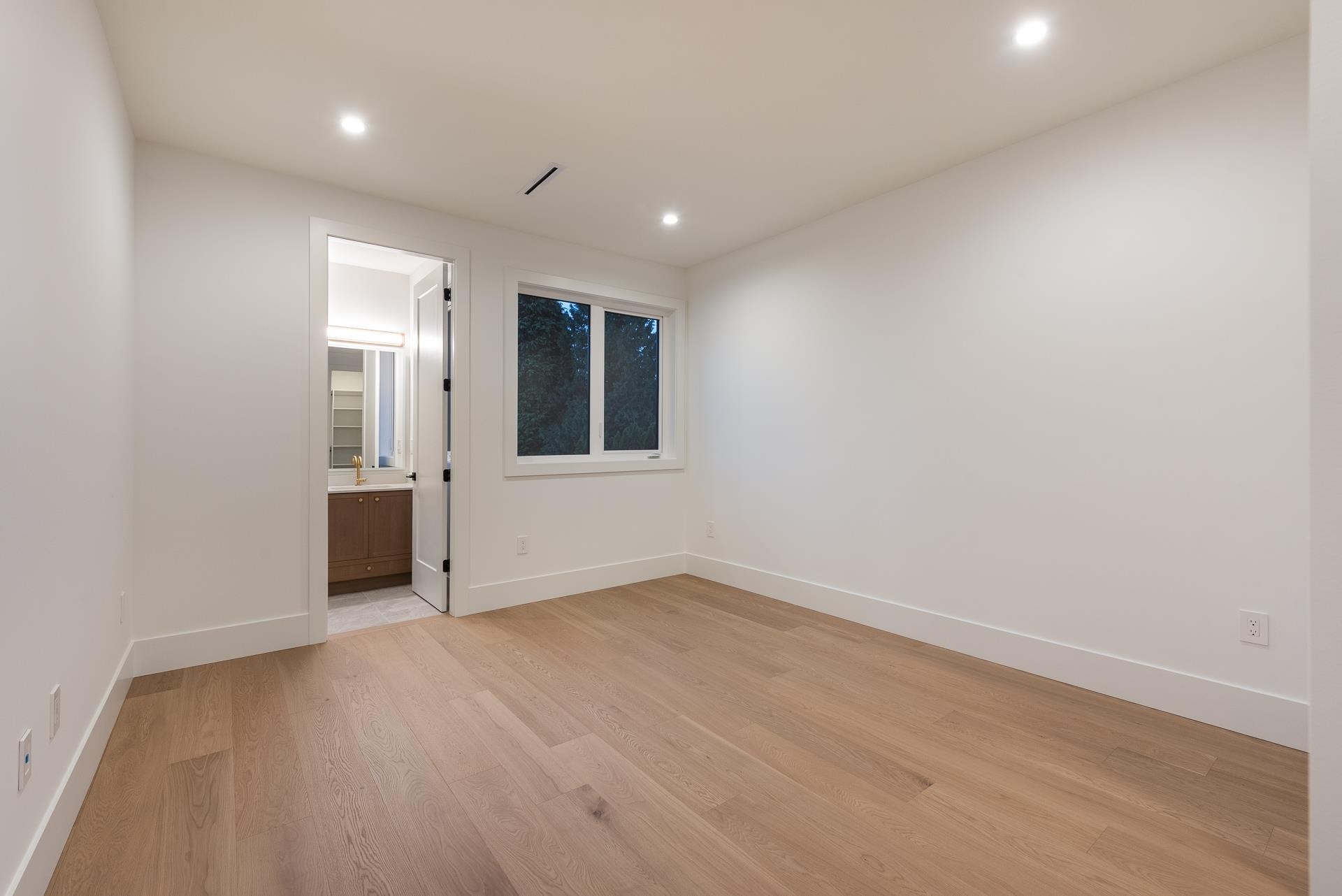 2149 Palliser Avenue, Coquitlam, BC - Indoor Photo Showing Other Room
